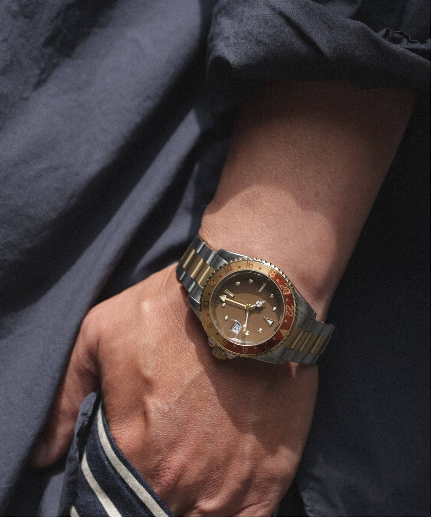 予約》VAGUE WATCH CO. BRWN GMT（新品）｜HIROB（ヒロブ）の通販