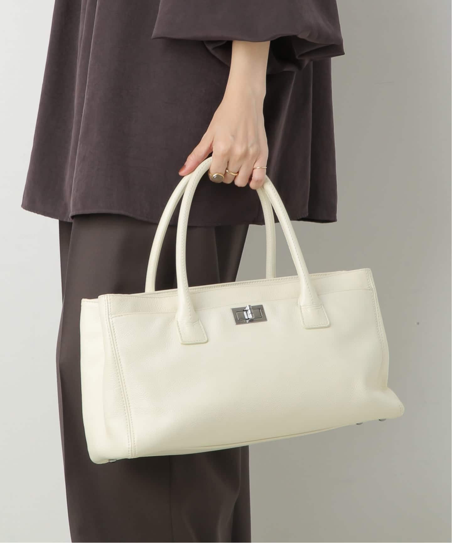 VINTAGE CHANEL/シャネル】 2.55 Executive トートバッグ（トート