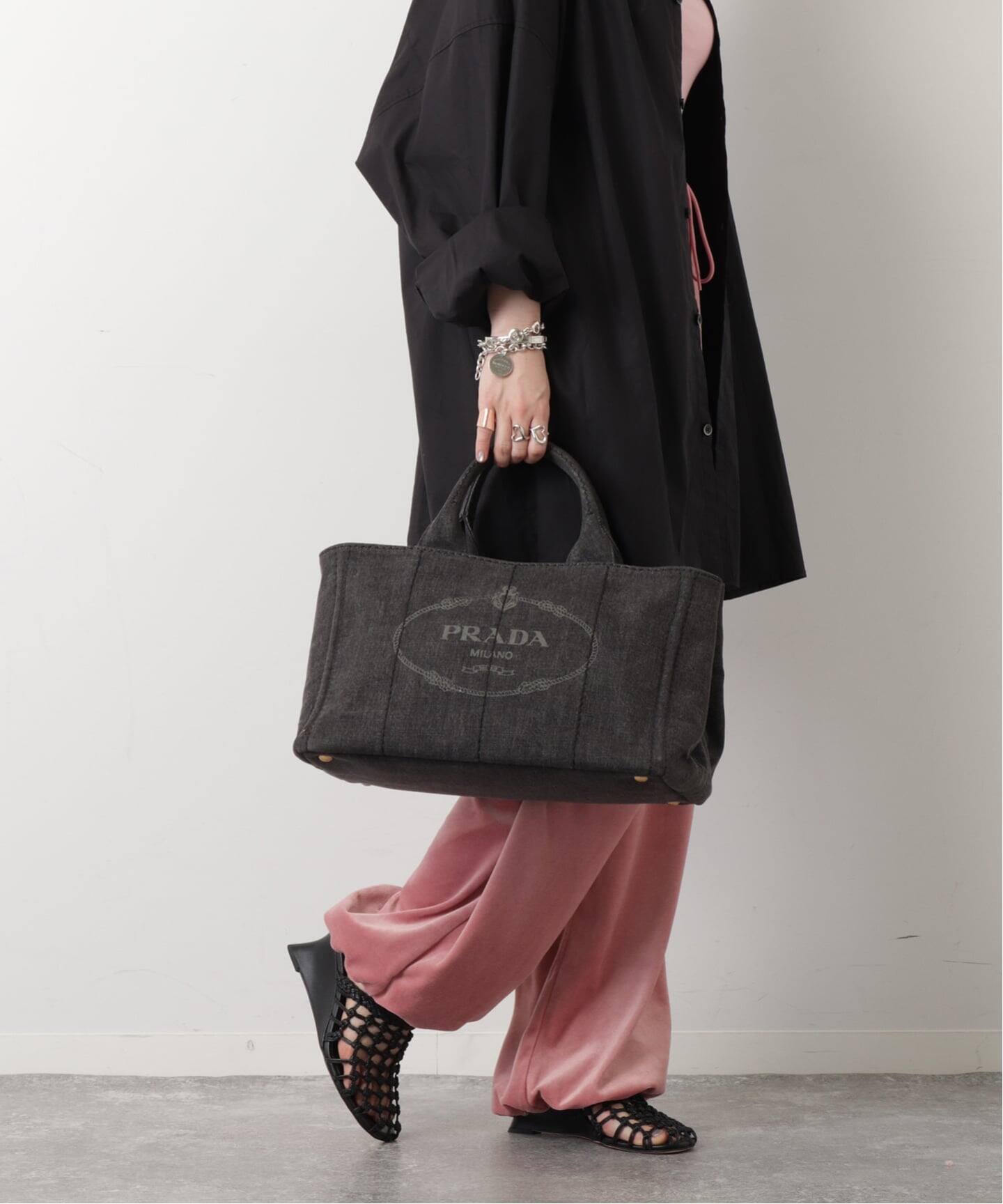 PRADA/プラダ】カナパ ビジュー付2WAYトートバッグが買取入荷いたし 
