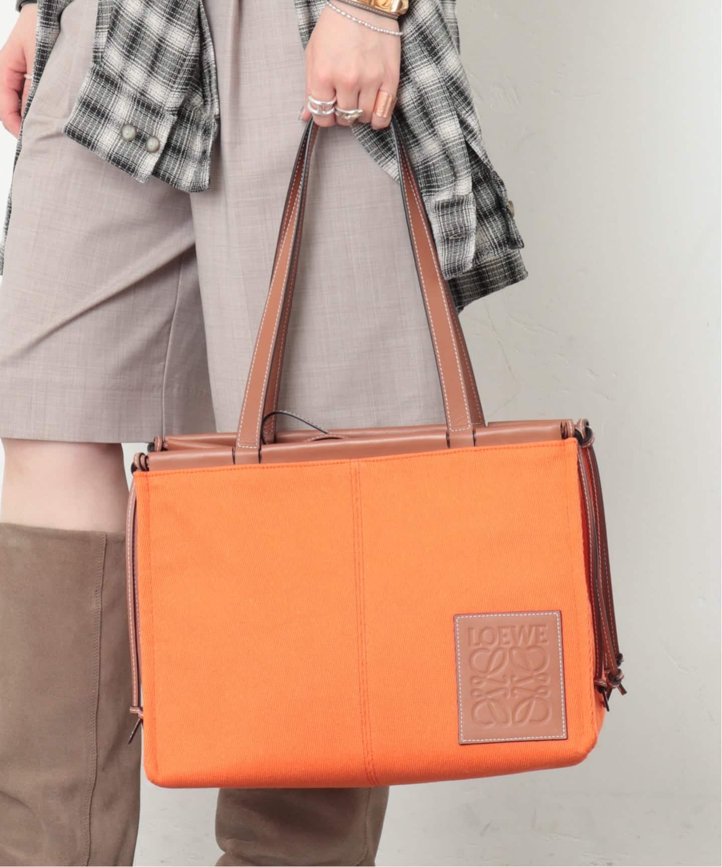 LOEWE オレンジ トートバッグ 保存袋付き LOEWE/ロエベ】 Cushion tote small（トートバッグ）｜ENSEMBLE