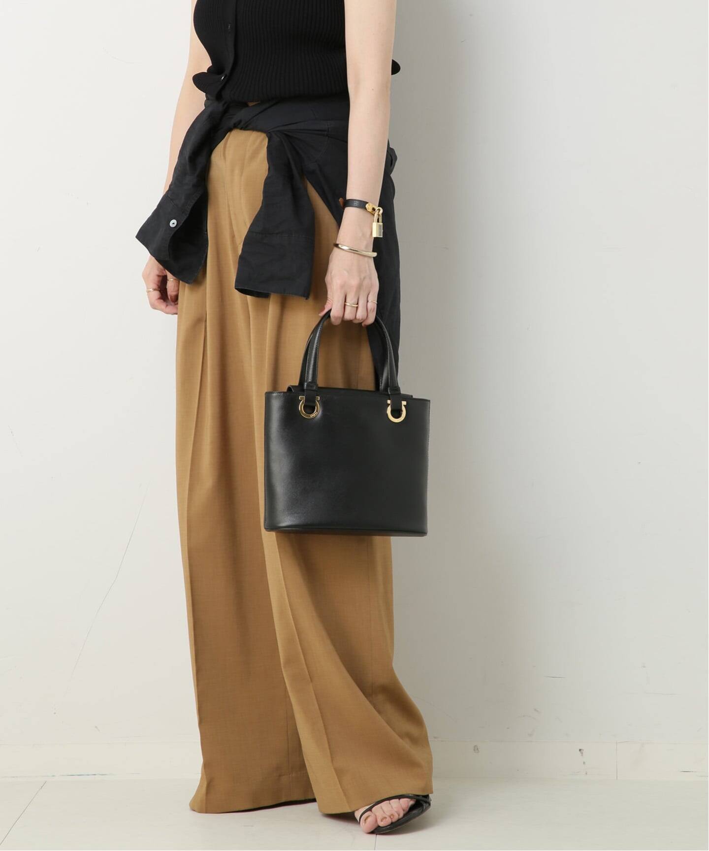 VINTAGE FERRAGAMO/フェラガモ】Gancini ハンドバッグ（ハンドバッグ 
