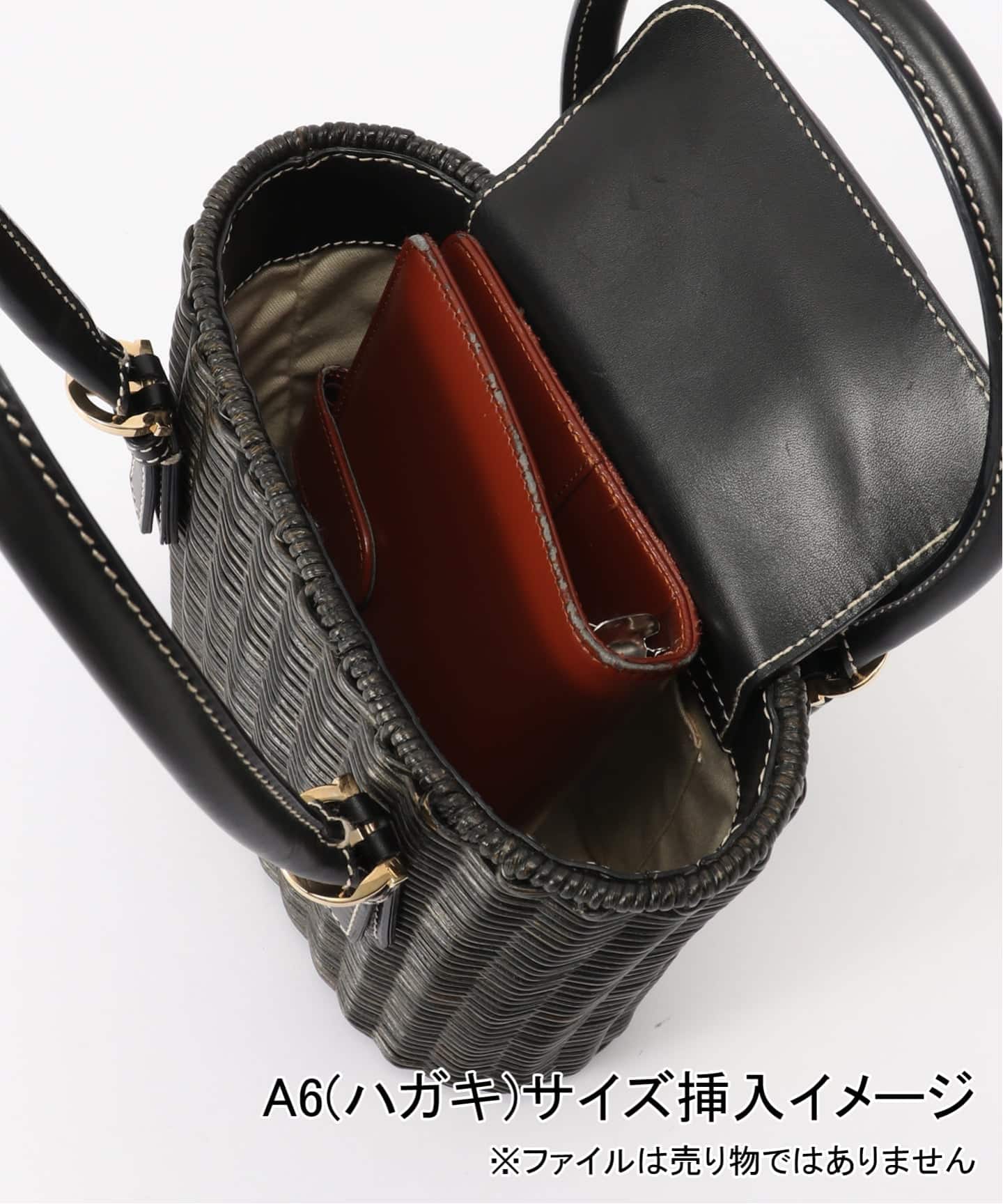 VINTAGE FERRAGAMO/フェラガモ】Gancini ハンドバッグ rattan