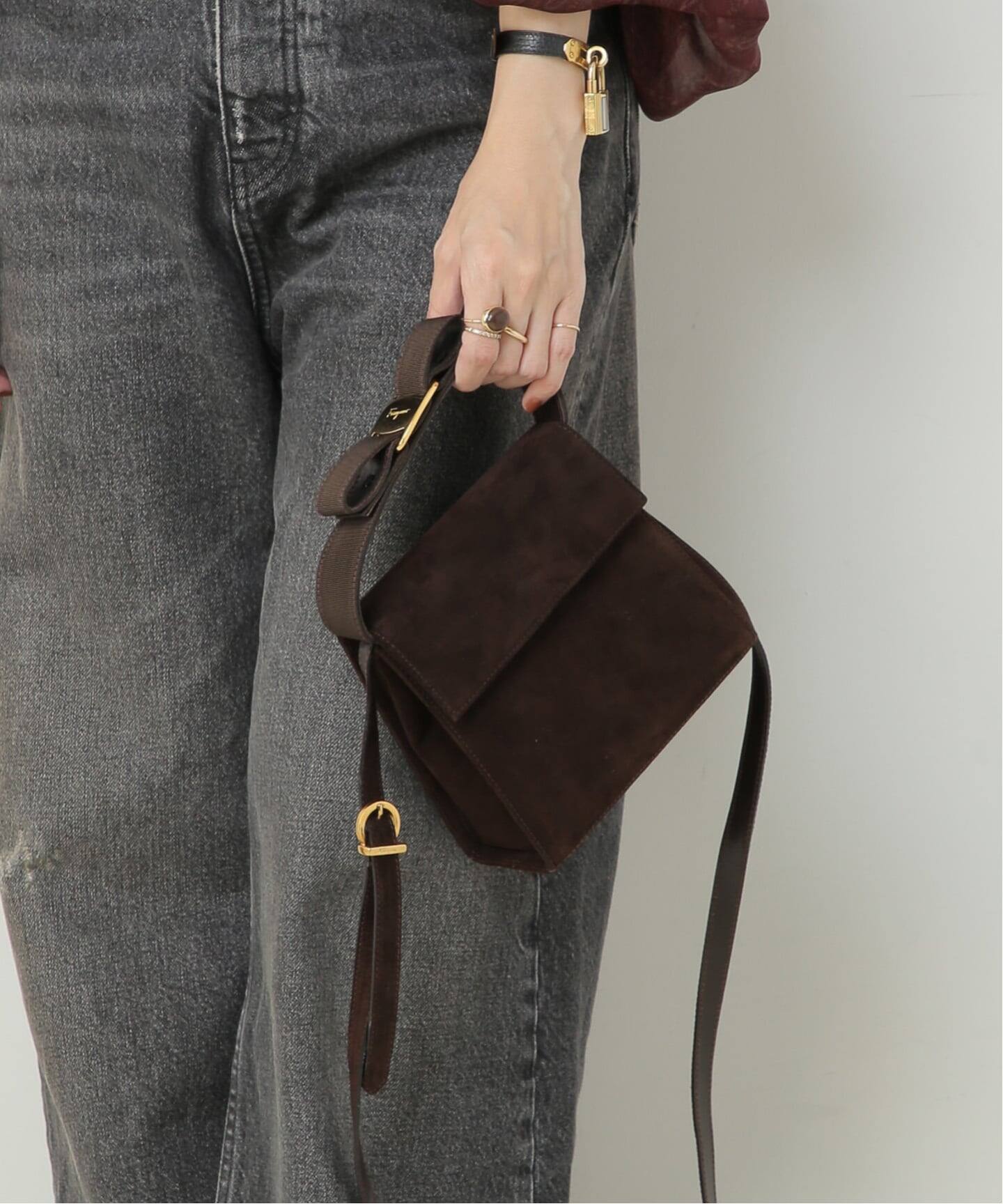 VINTAGE FERRAGAMO/フェラガモ】ハンドバッグ 2way vara suede