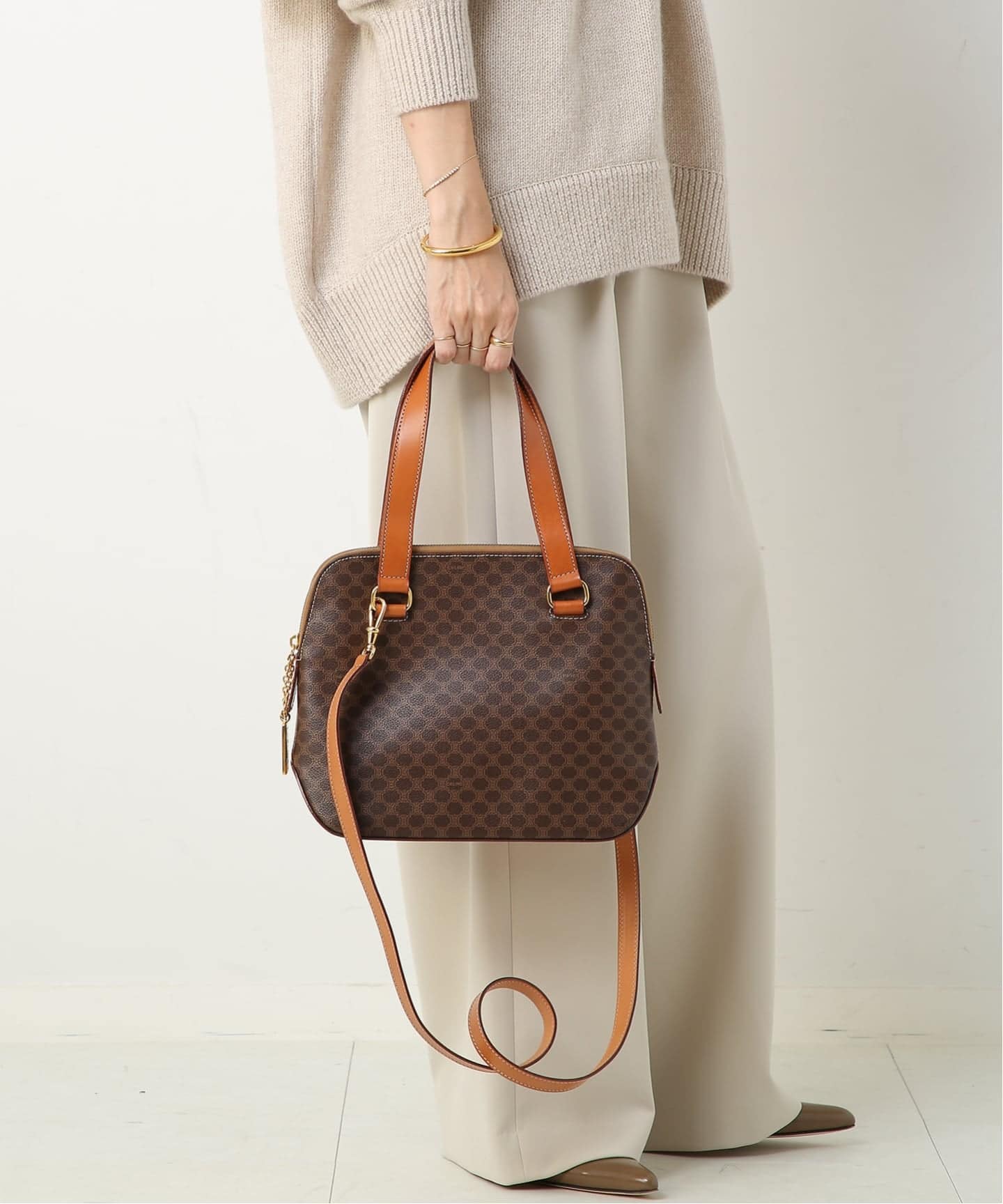CELINE セリーヌ ハンドバッグ キルティング ダークブラウン CELINE/セリーヌ】ハンドバッグ macadam（ハンドバッグ）｜DECOUVERTE