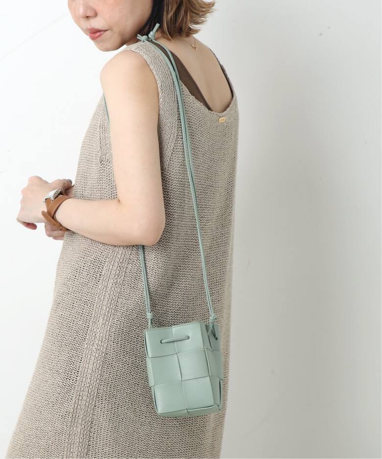 BOTTEGA VENETA/ボッテガ ヴェネタ】Cassette ミニショルダーバッグ 