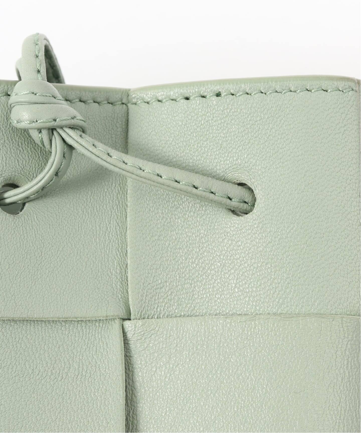 BOTTEGA VENETA/ボッテガ ヴェネタ】Cassette ミニショルダーバッグ