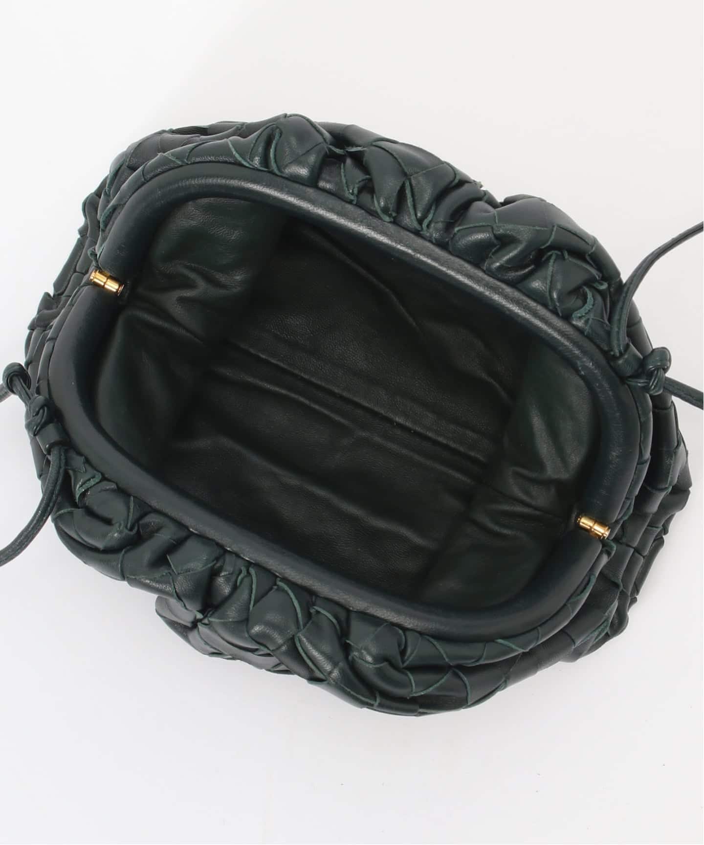新品で未使用 ブラックショルダーバッグ BOTTEGA VENETA BOTTEGA VENETA/ボッテガ ヴェネタ】The pouch mini intrecciato