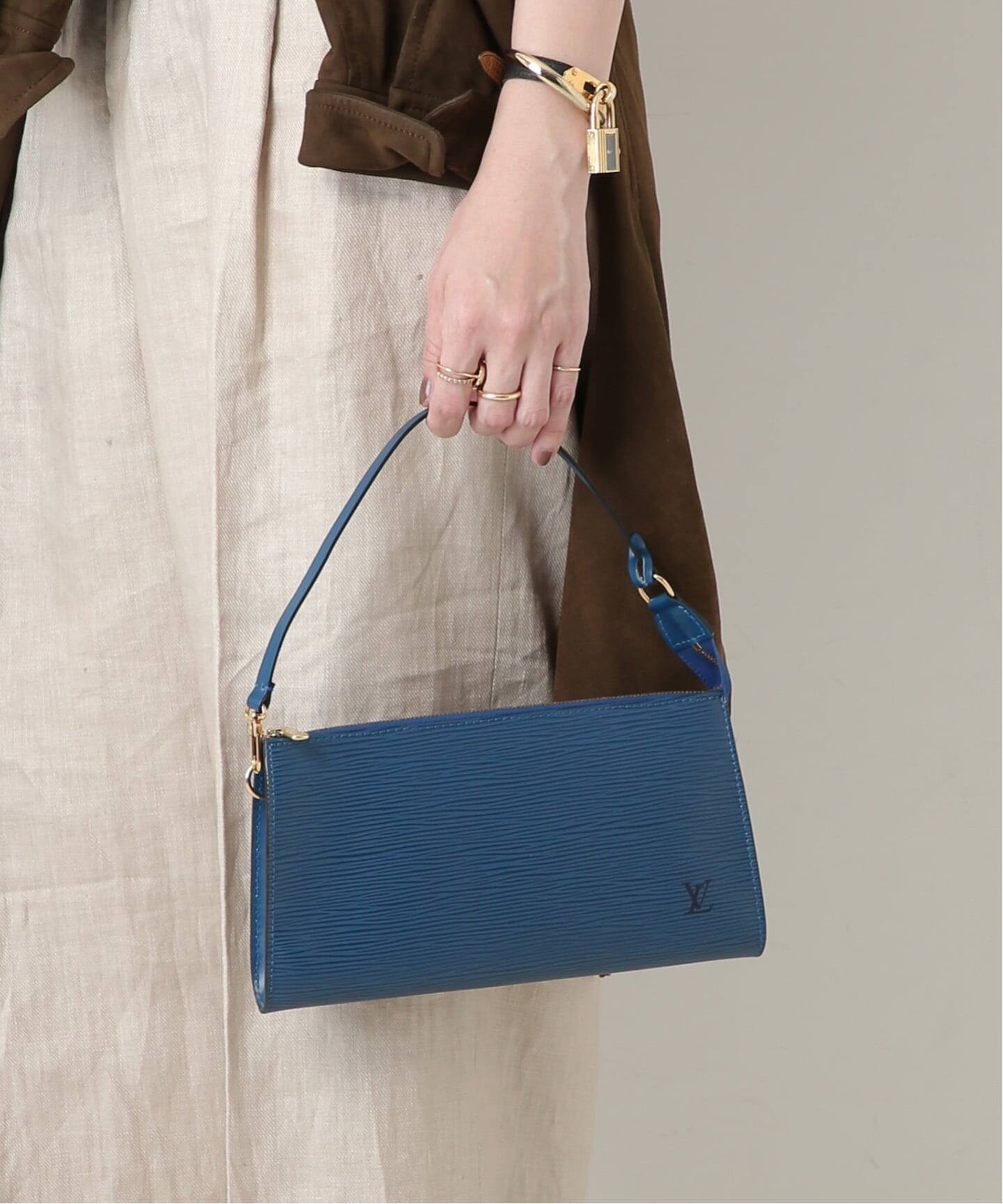 VINTAGE LOUIS VUITTON/ルイ ヴィトン】Pochette accessoire epi 