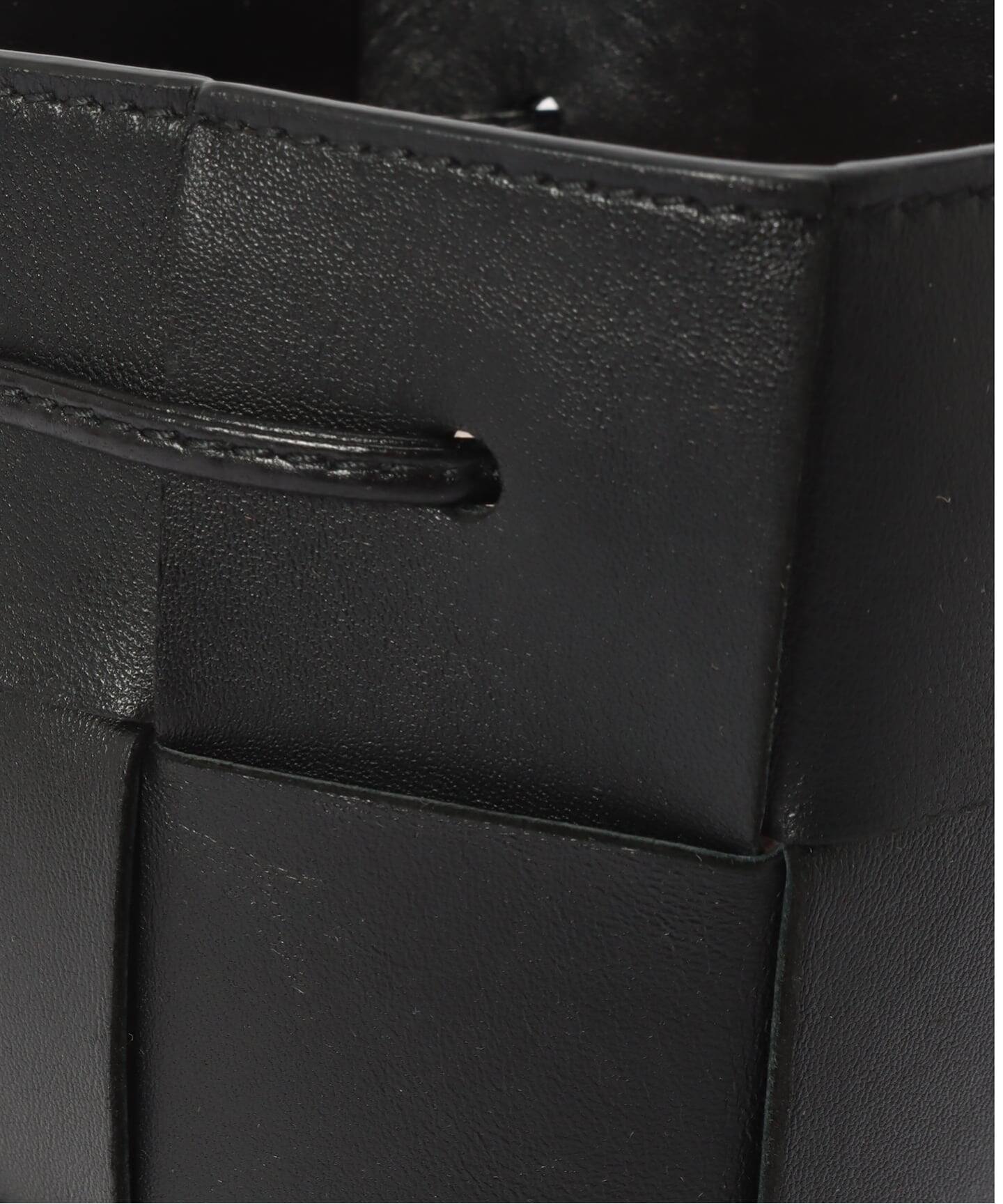 BOTTEGA VENETA/ボッテガ ヴェネタ】Cassette ミニショルダーバッグ