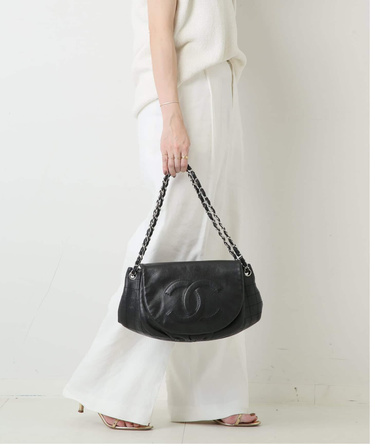 CHANEL ハンドバッグ　チェーンショルダー　ショルダーバッグ　シャネル VINTAGE CHANEL/シャネル】チェーンショルダーバッグ（ショルダー