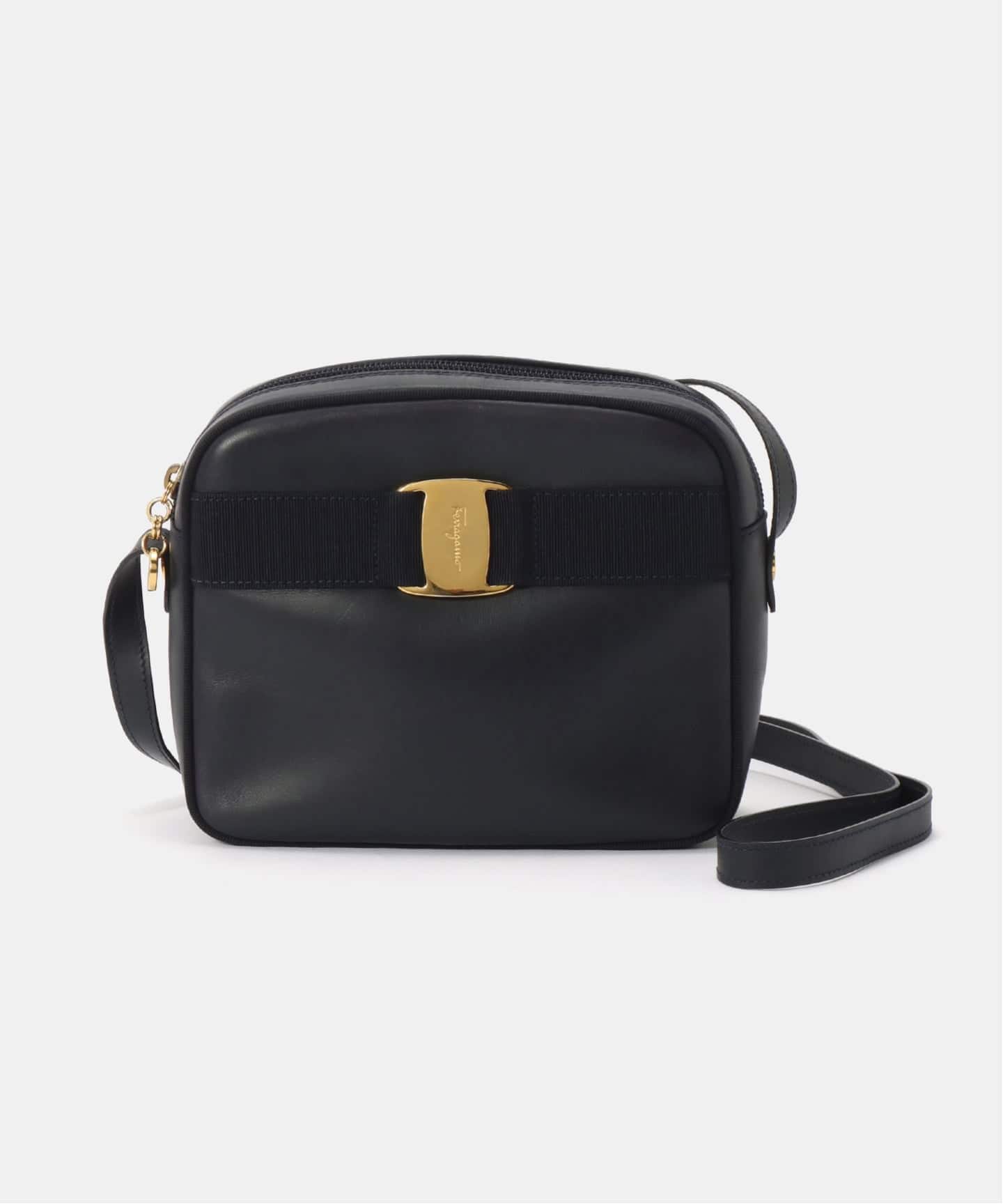 VINTAGE FERRAGAMO/フェラガモ】ショルダーバッグ vara（ショルダー