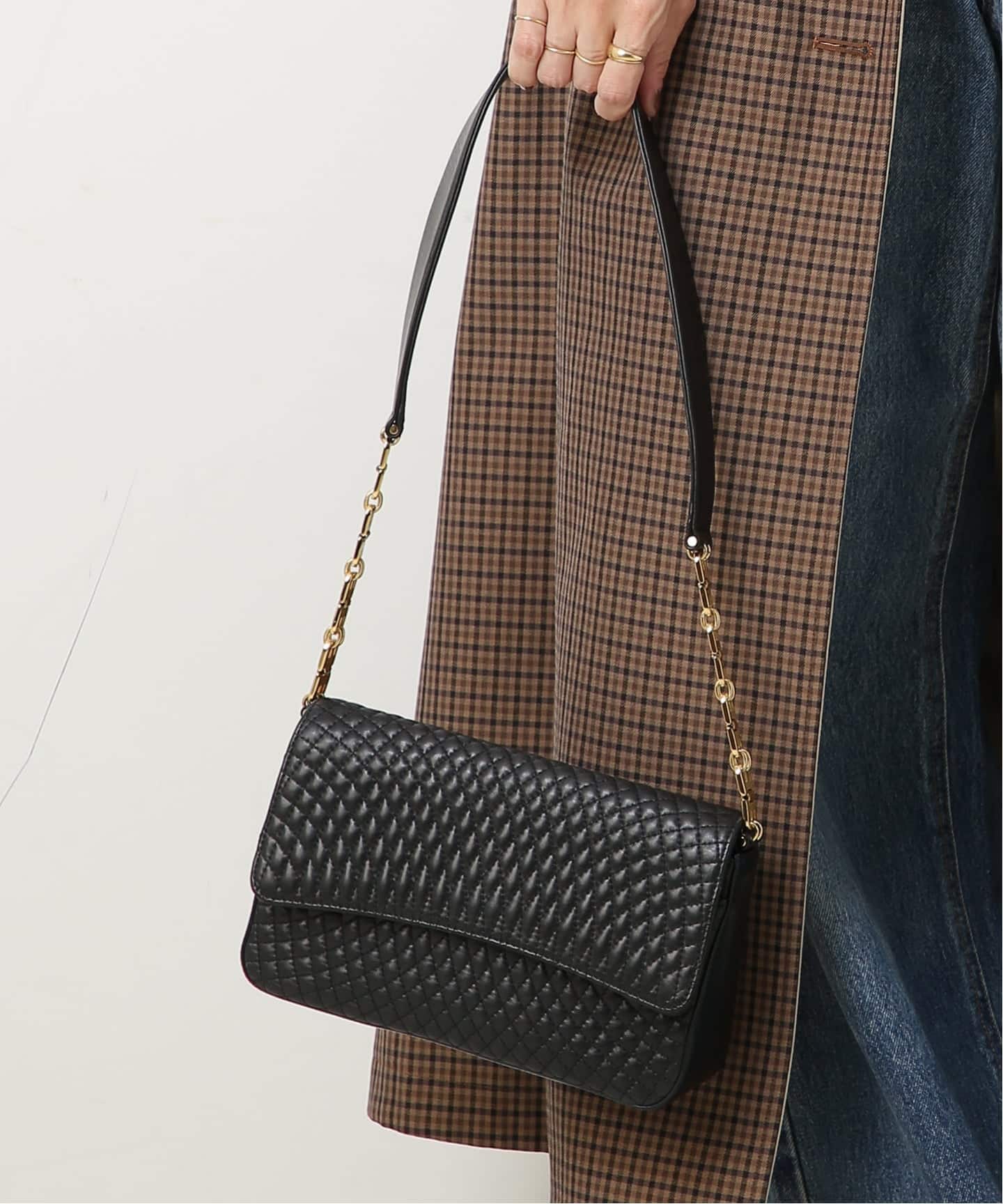 BALLY/バリー】ショルダーバッグ（ショルダーバッグ）｜DECOUVERTE