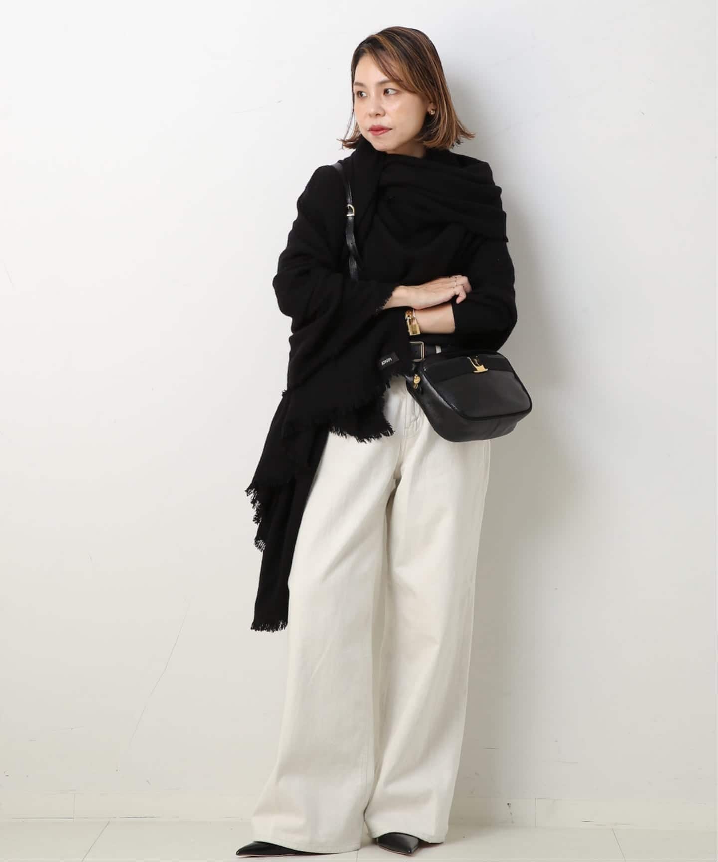 VINTAGE FERRAGAMO/フェラガモ】ショルダーバッグ vara lizard