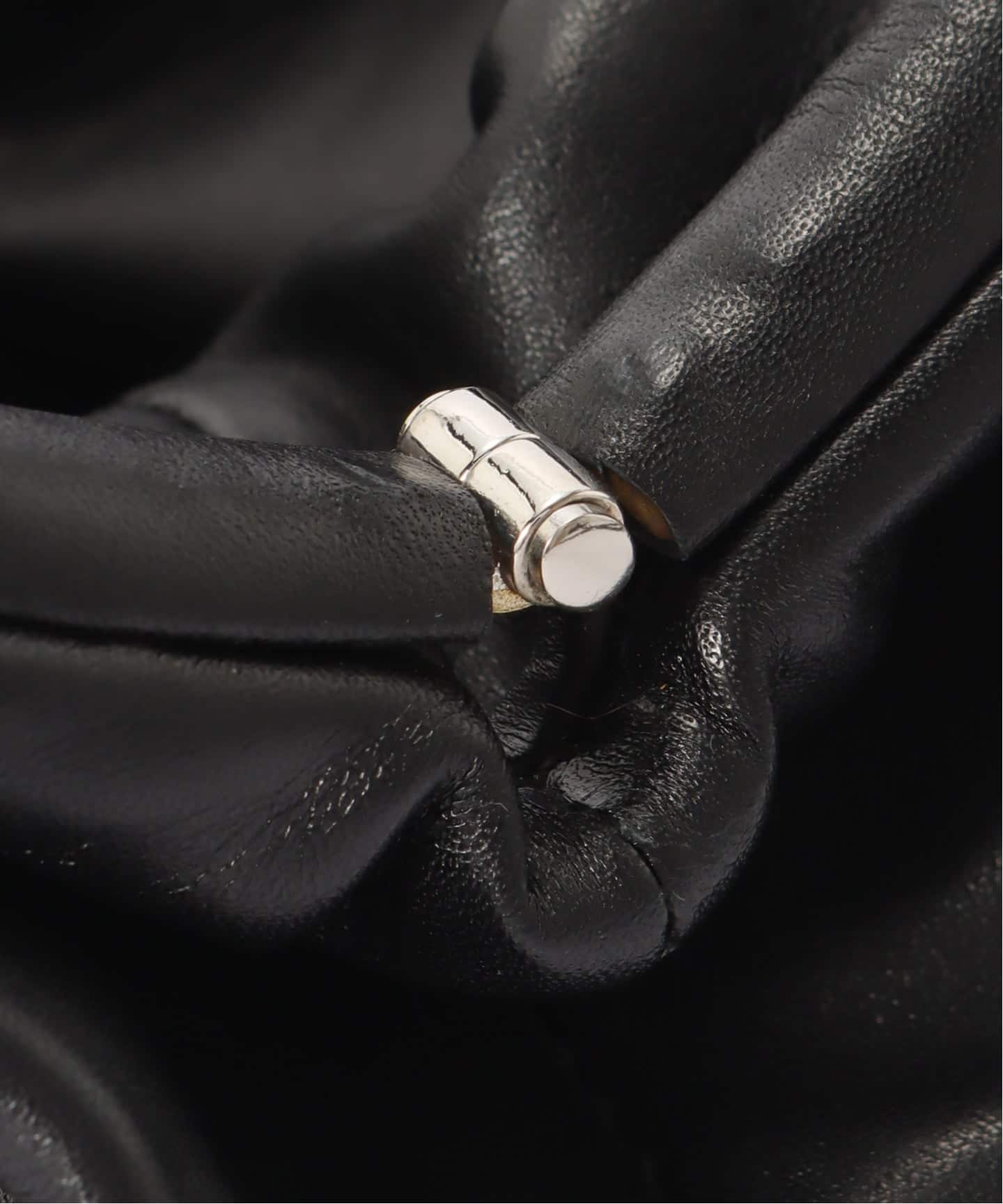 BOTTEGA VENETA/ボッテガ ヴェネタ】The pouch shoulder mini
