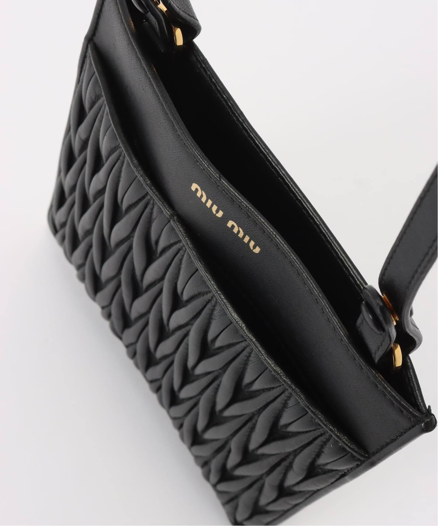 MIU MIU/ミュウミュウ】Matelasse mini shoulder（ショルダーバッグ