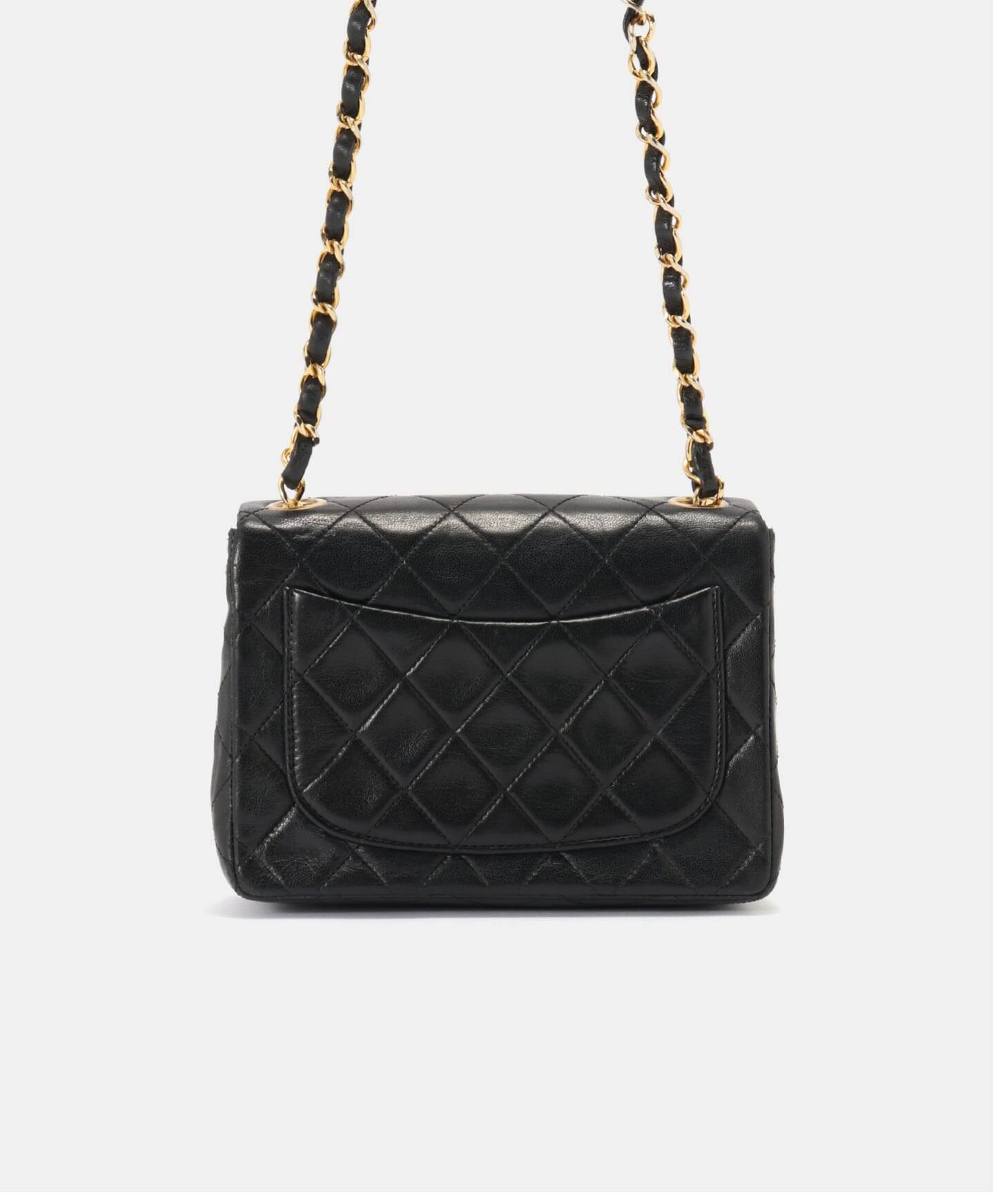 シャネル 早い者勝ち！ VINTAGE CHANEL/シャネル】Matelasse shoulder bag 17（ショルダー