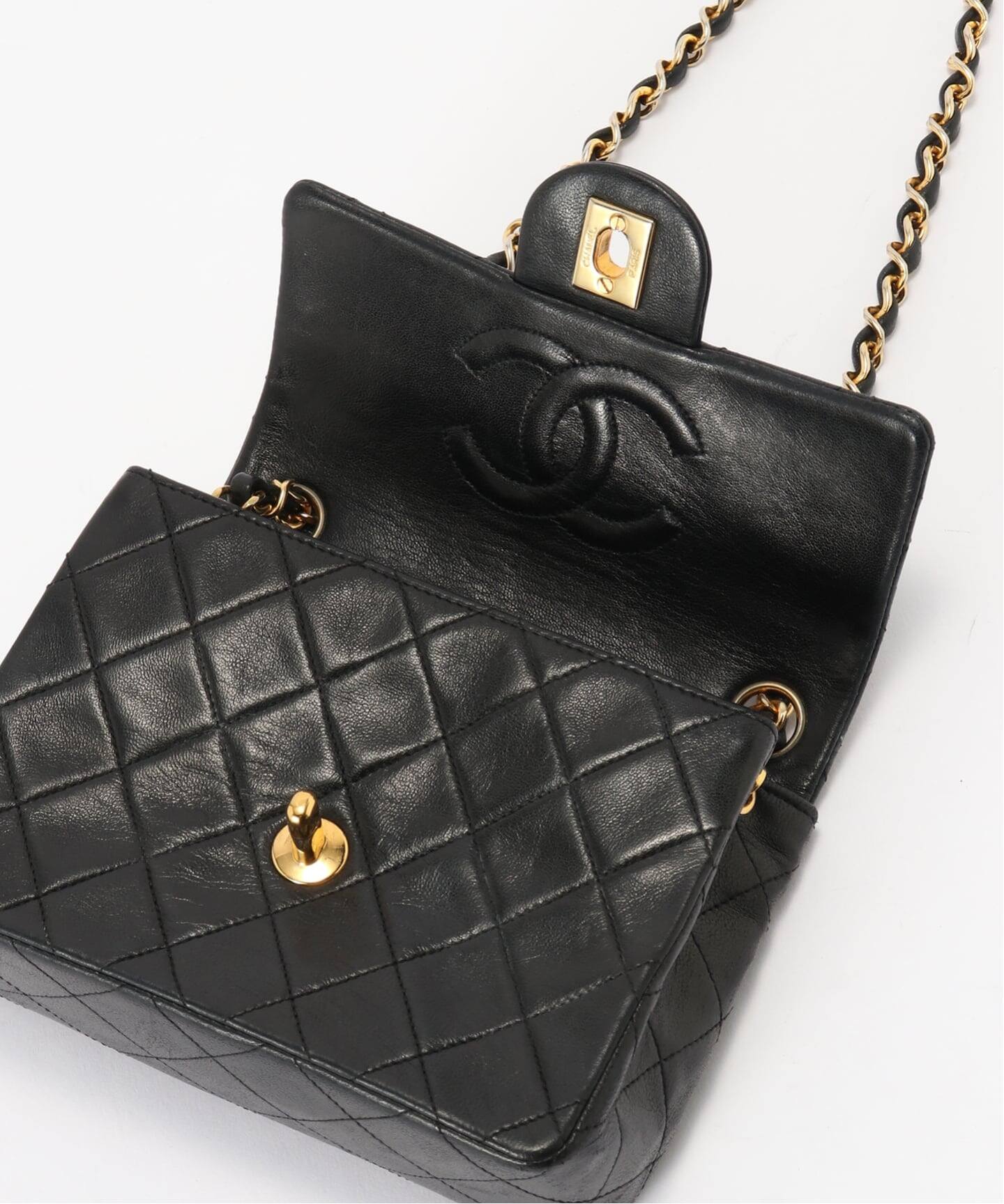 VINTAGE CHANEL/シャネル】Matelasse shoulder bag 17（ショルダー