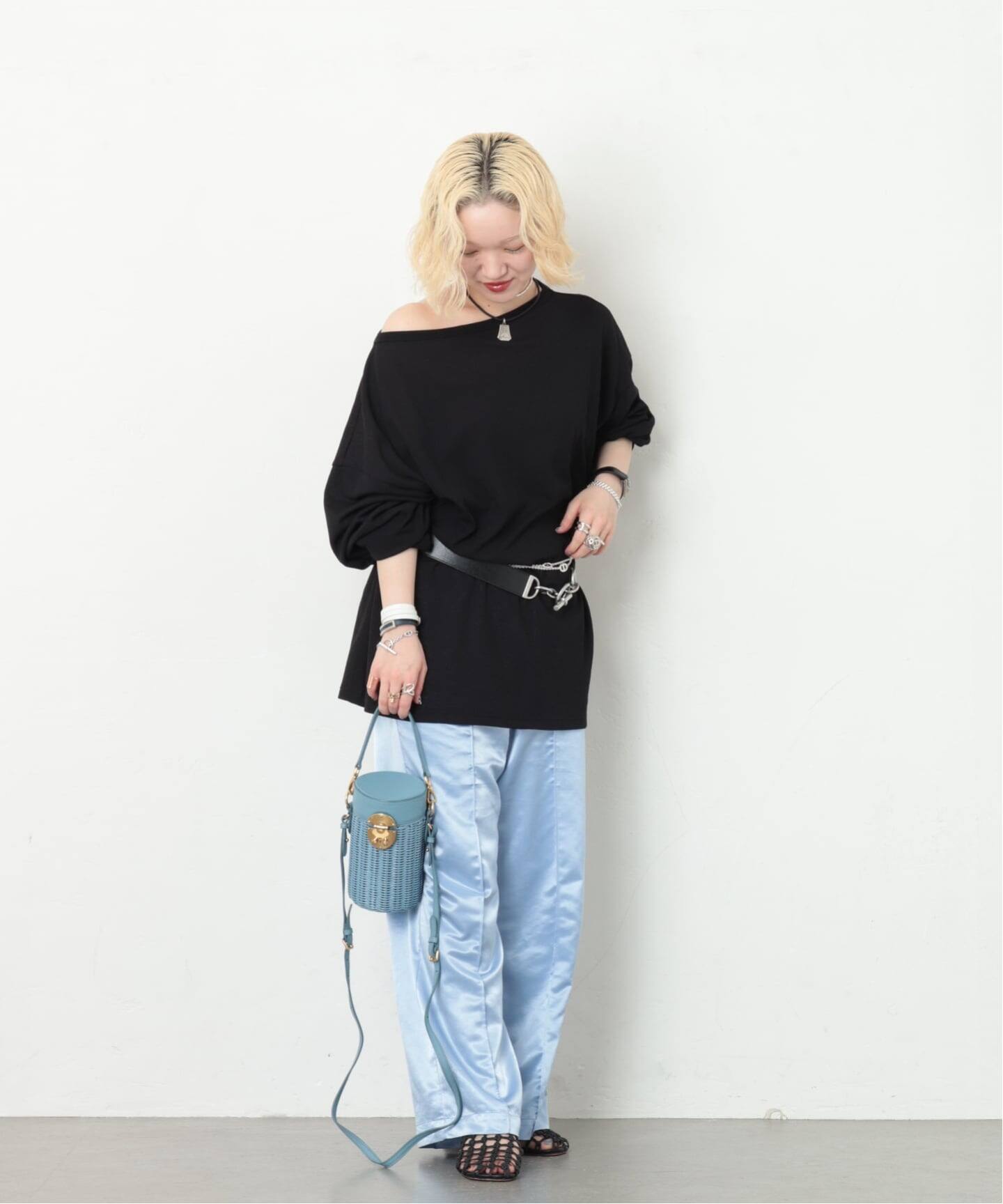 MIU MIU/ミュウミュウ】 Cylinder shoulder 2way（ショルダーバッグ