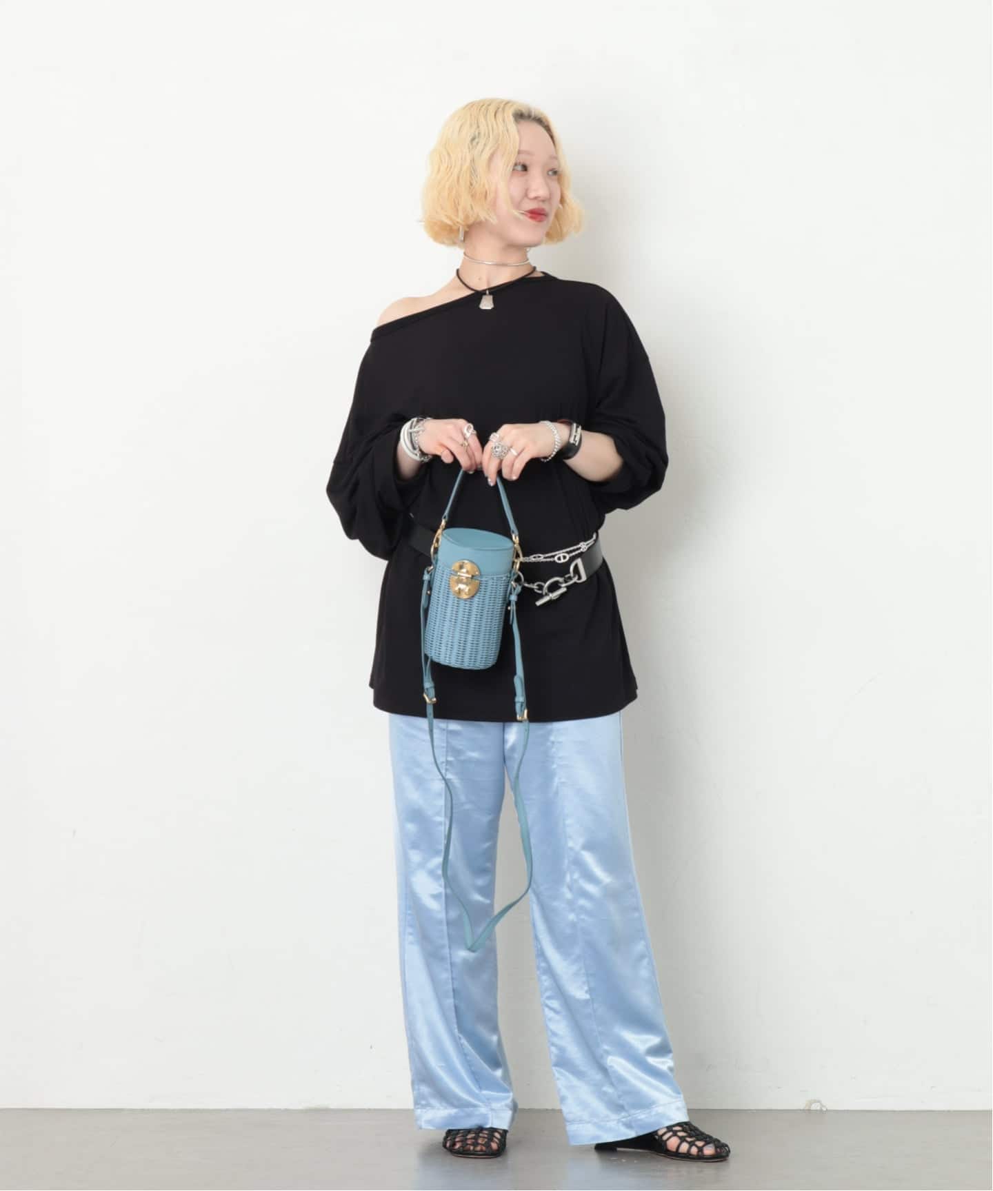 MIU MIU/ミュウミュウ】 Cylinder shoulder 2way（ショルダーバッグ
