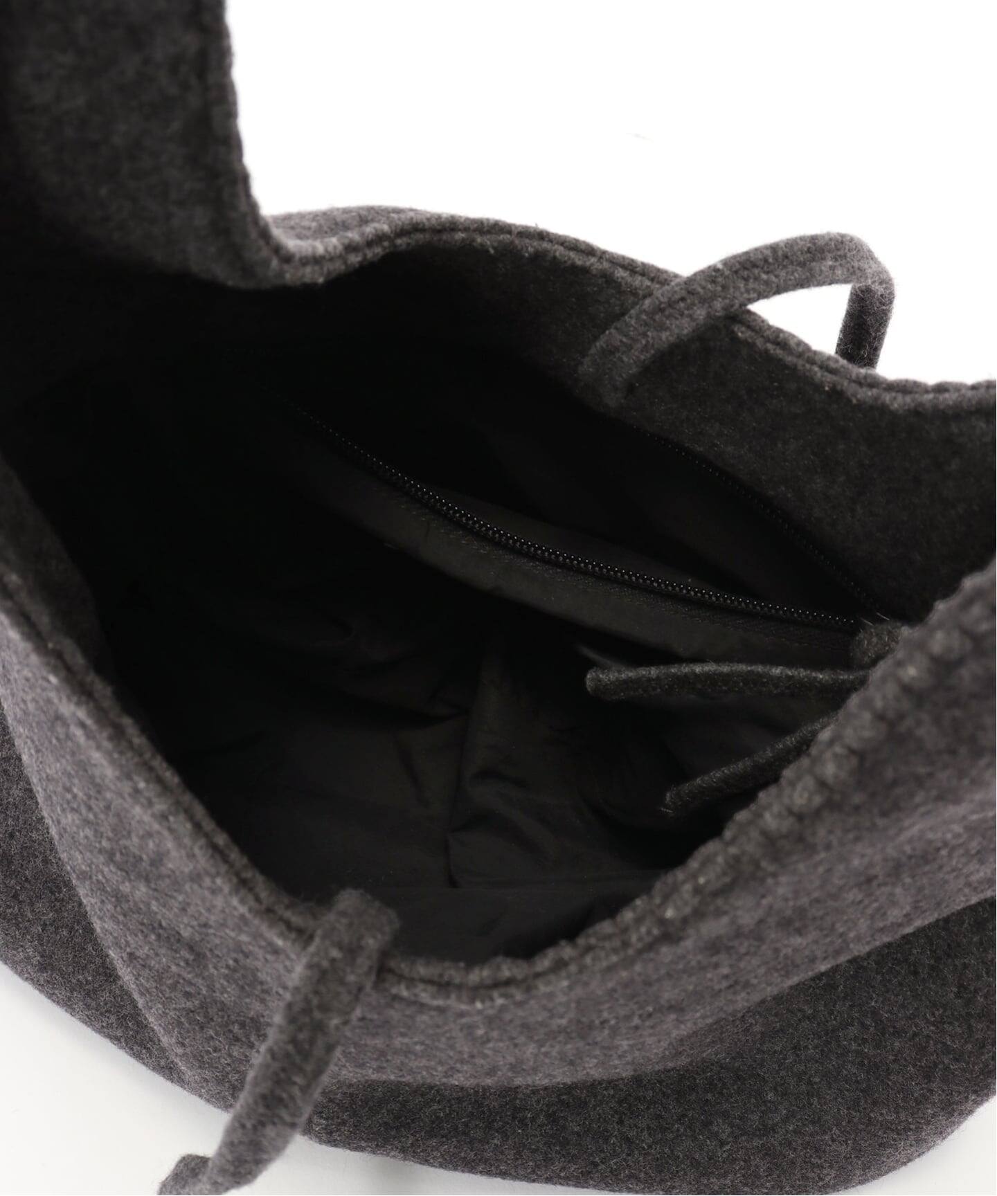 MIU MIU/ミュウミュウ】Archive shoulder wool（ショルダーバッグ