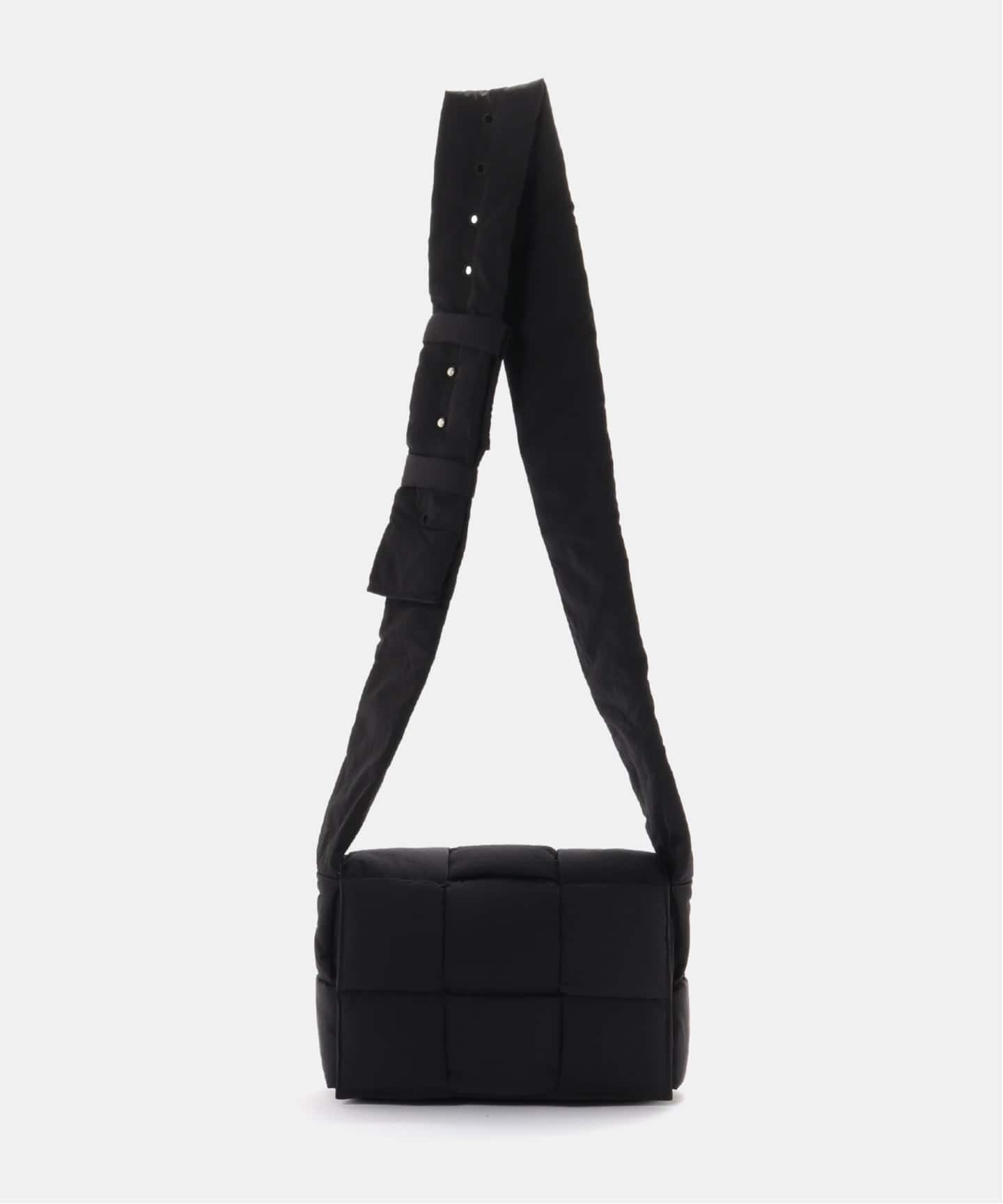 BOTTEGA VENETA/ボッテガ ヴェネタ】Cassette shoulder nylon