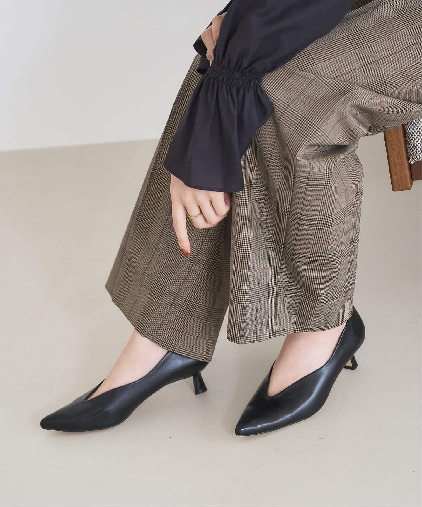 追加》4.5cmポインテッドハイバンプパンプス（パンプス）｜LE TALON