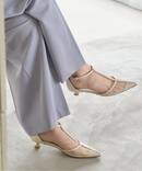 《追加予約》3.5cmTストラップシアーパンプス