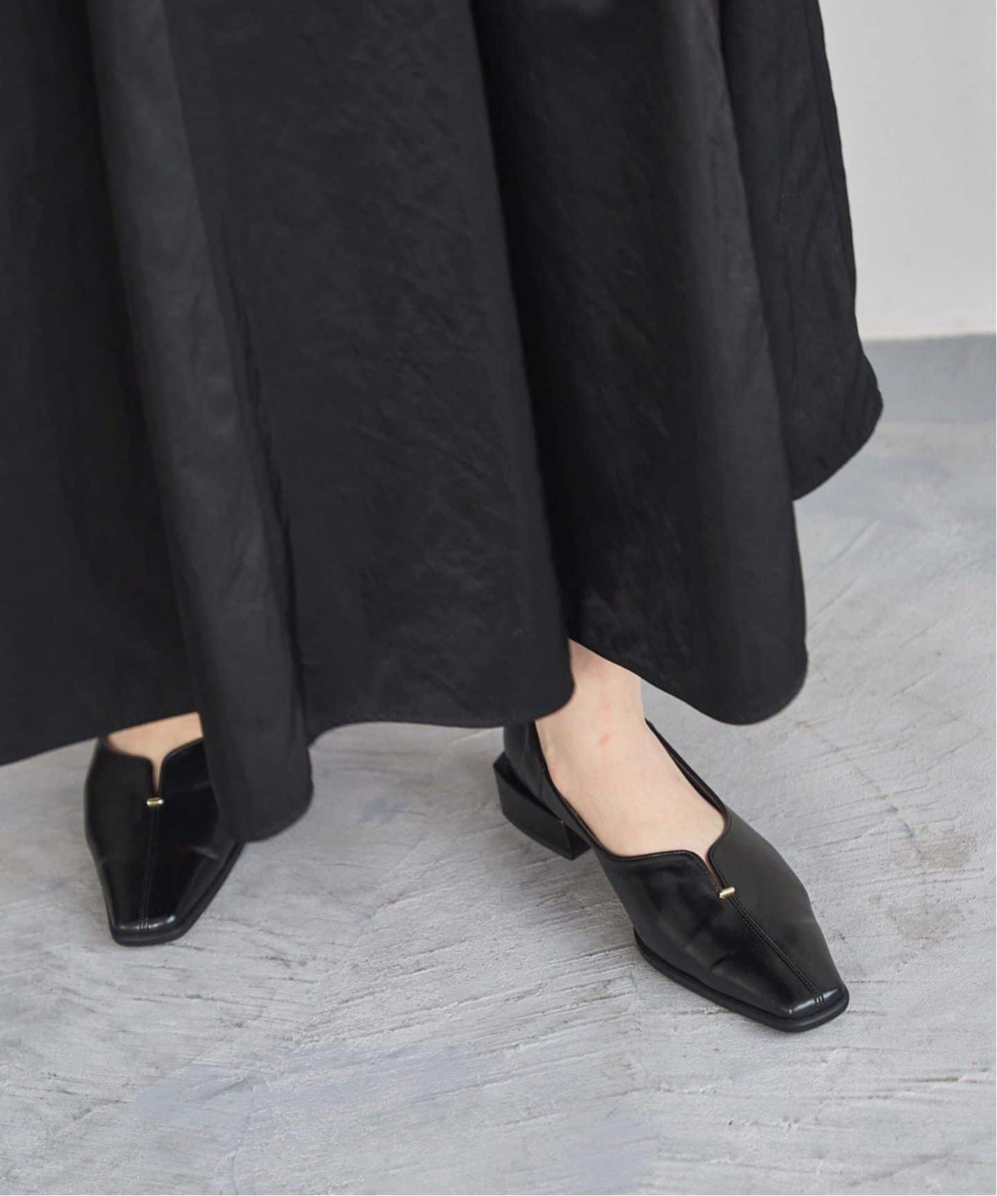 追加》2.5cmスクエアスリットソフトフラット（フラットシューズ）｜LE