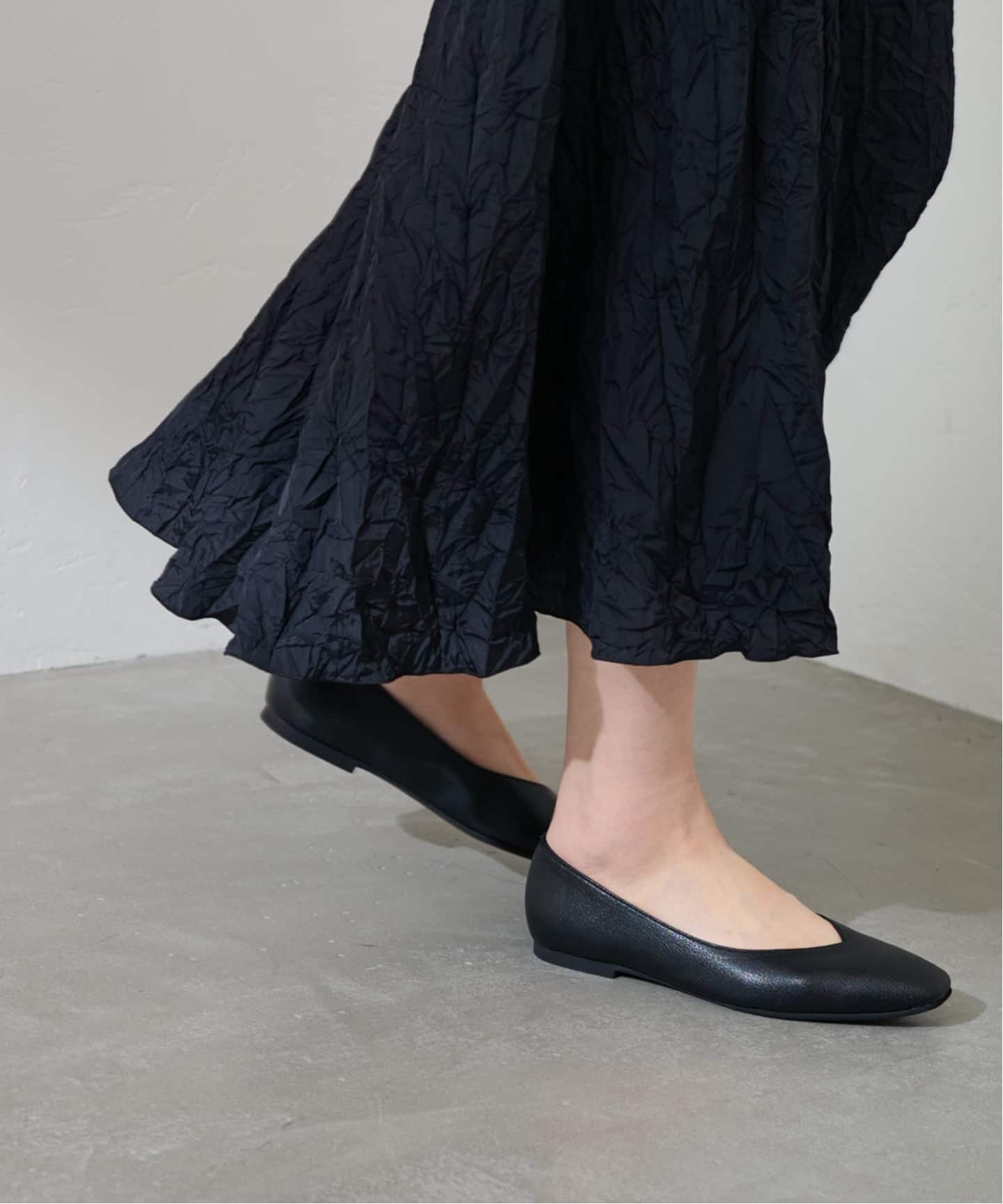 ≪追加≫スクエアVカットフラット（フラットシューズ）｜LE TALON（ル