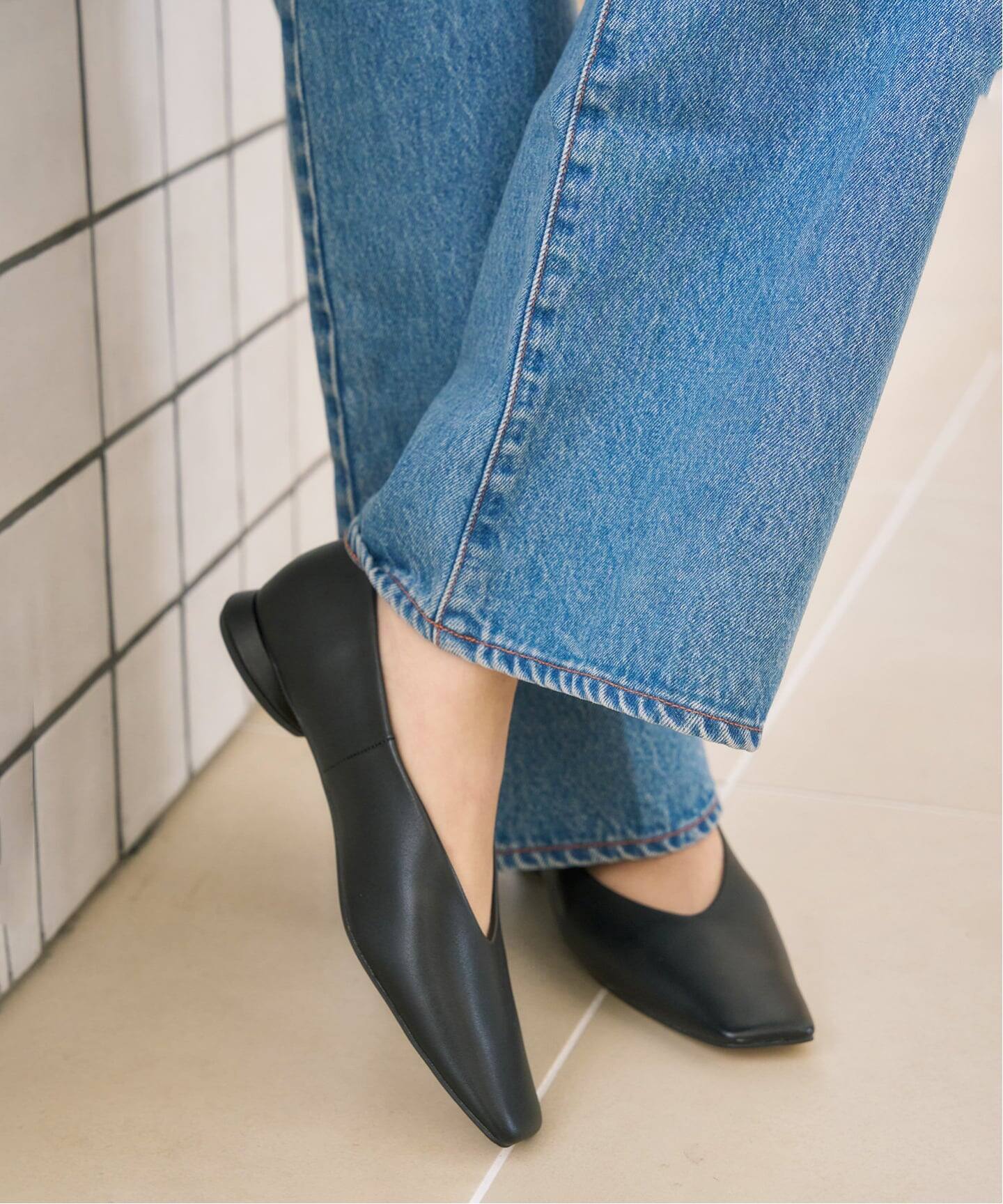 レザーオブリークスクエアフラット（フラットシューズ）｜LE TALON（ル