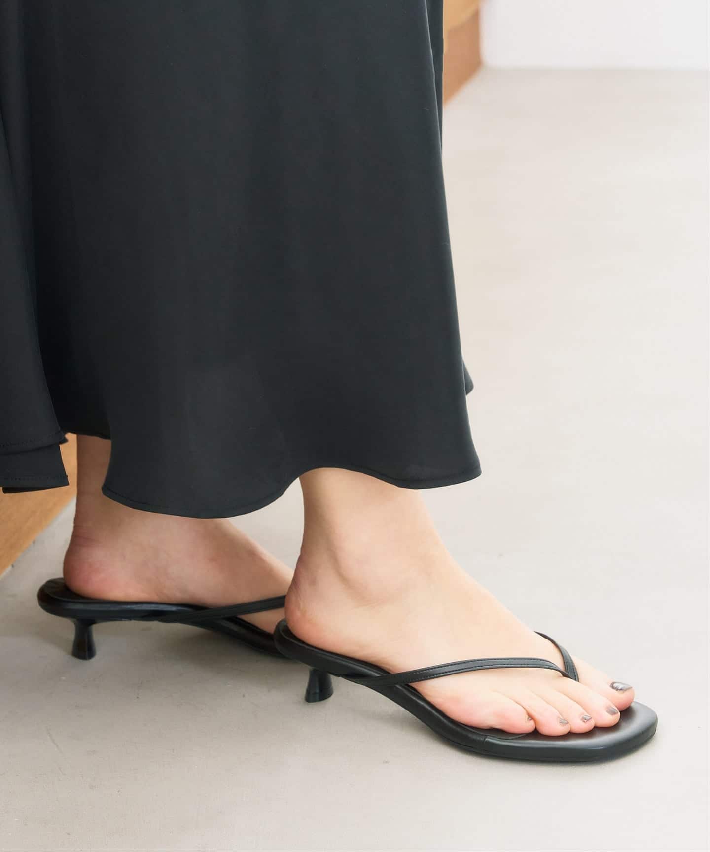 【未使用】LE TALON ルタロン トングサンダル S 追加2》3.5cmトングサンダル（サンダル）｜LE TALON（ル タロン）の