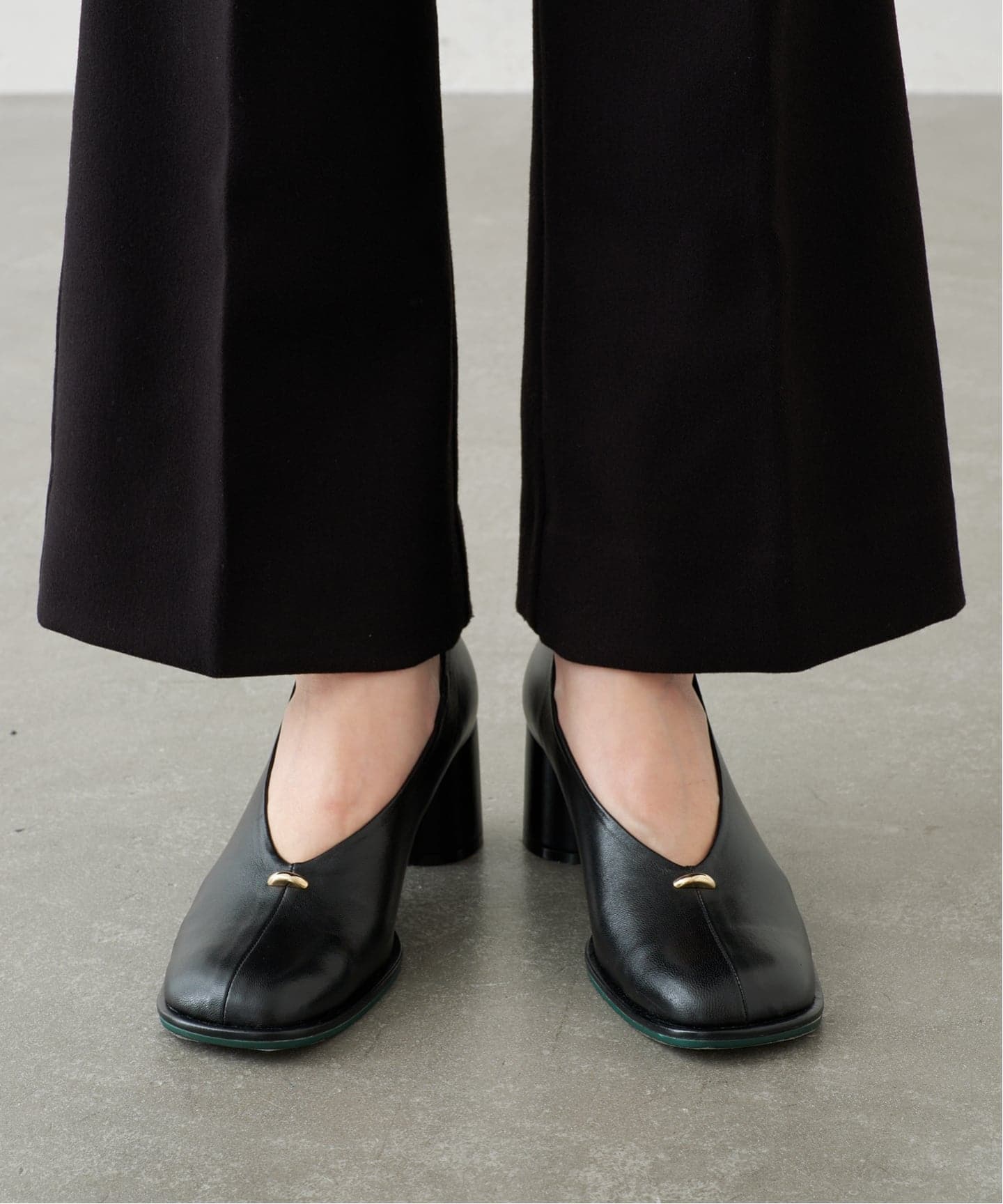 追加 / WEB+一部店舗限定》GRISE6cmレザーオブリークハイバンプ