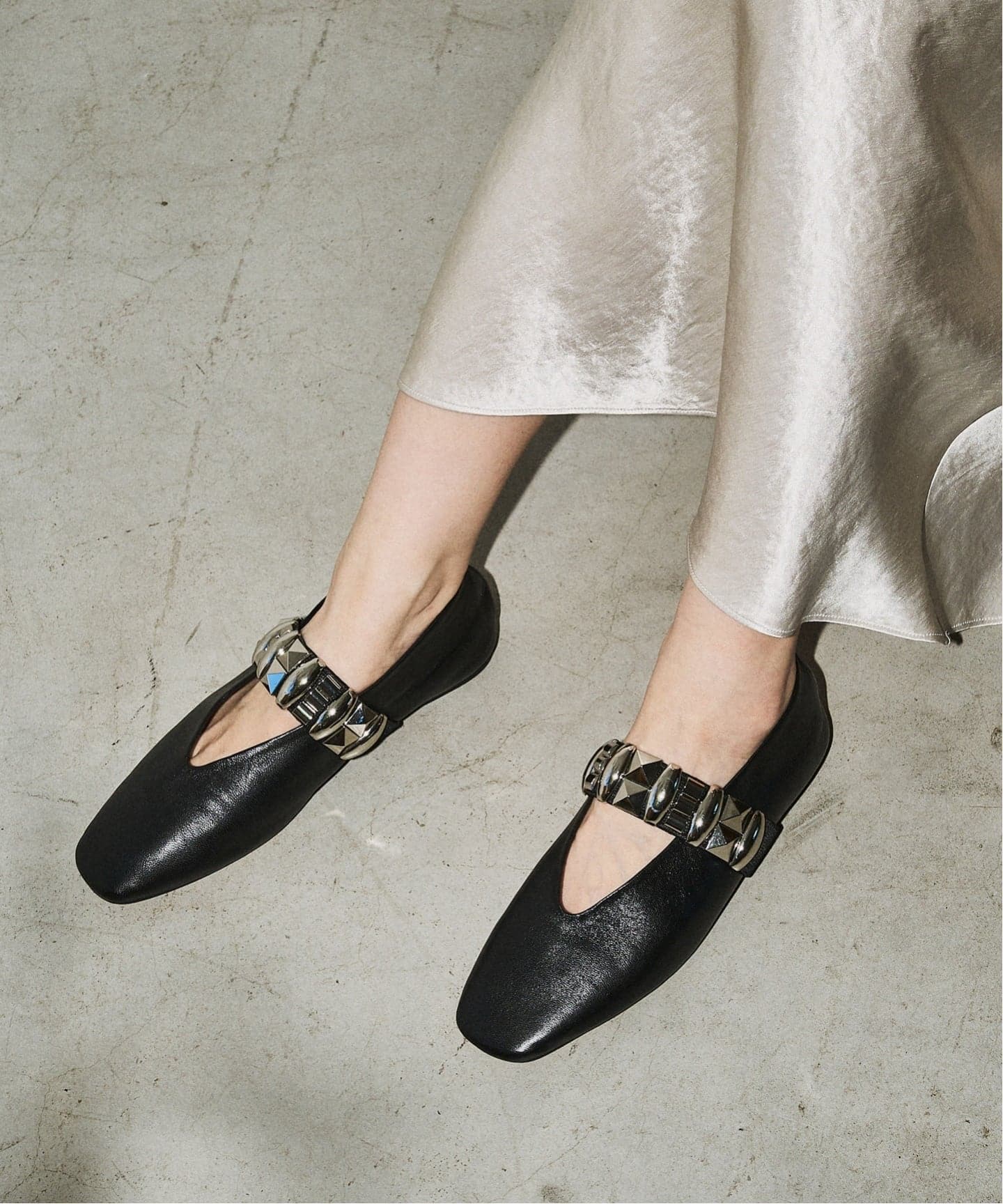 追加予約》GRISEレザーEDGEスタッズベルトメリージェーン（フラット