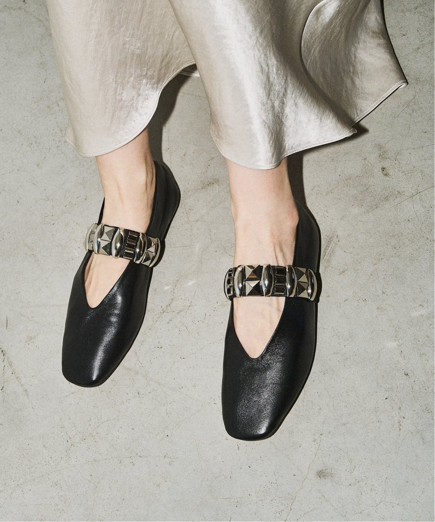 追加予約》GRISEレザーEDGEスタッズベルトメリージェーン（フラット