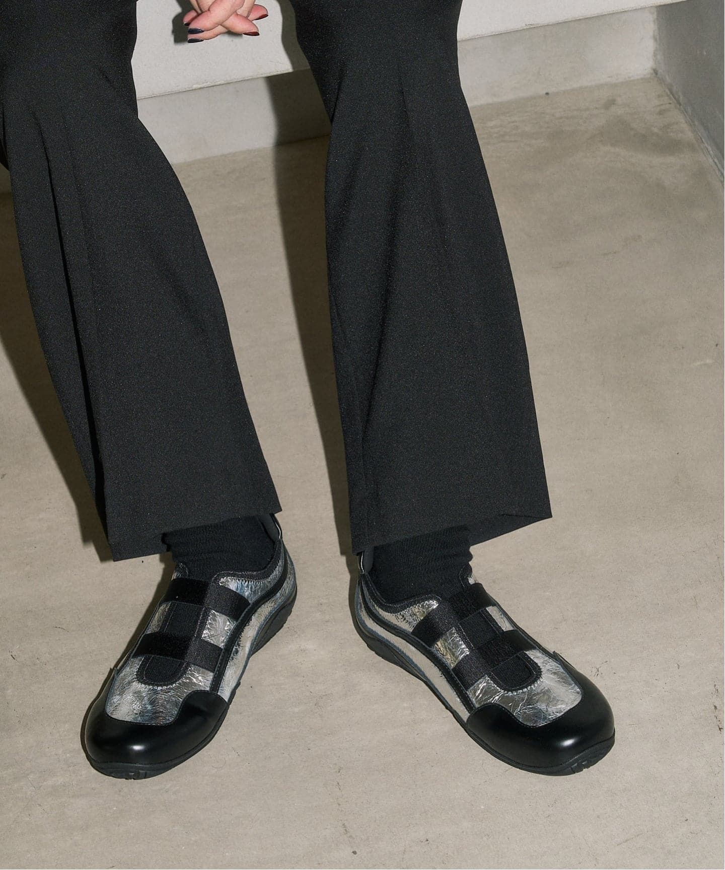 GRISE VIBRAM ダブルストラップバレリーナ（スニーカー）｜LE TALON