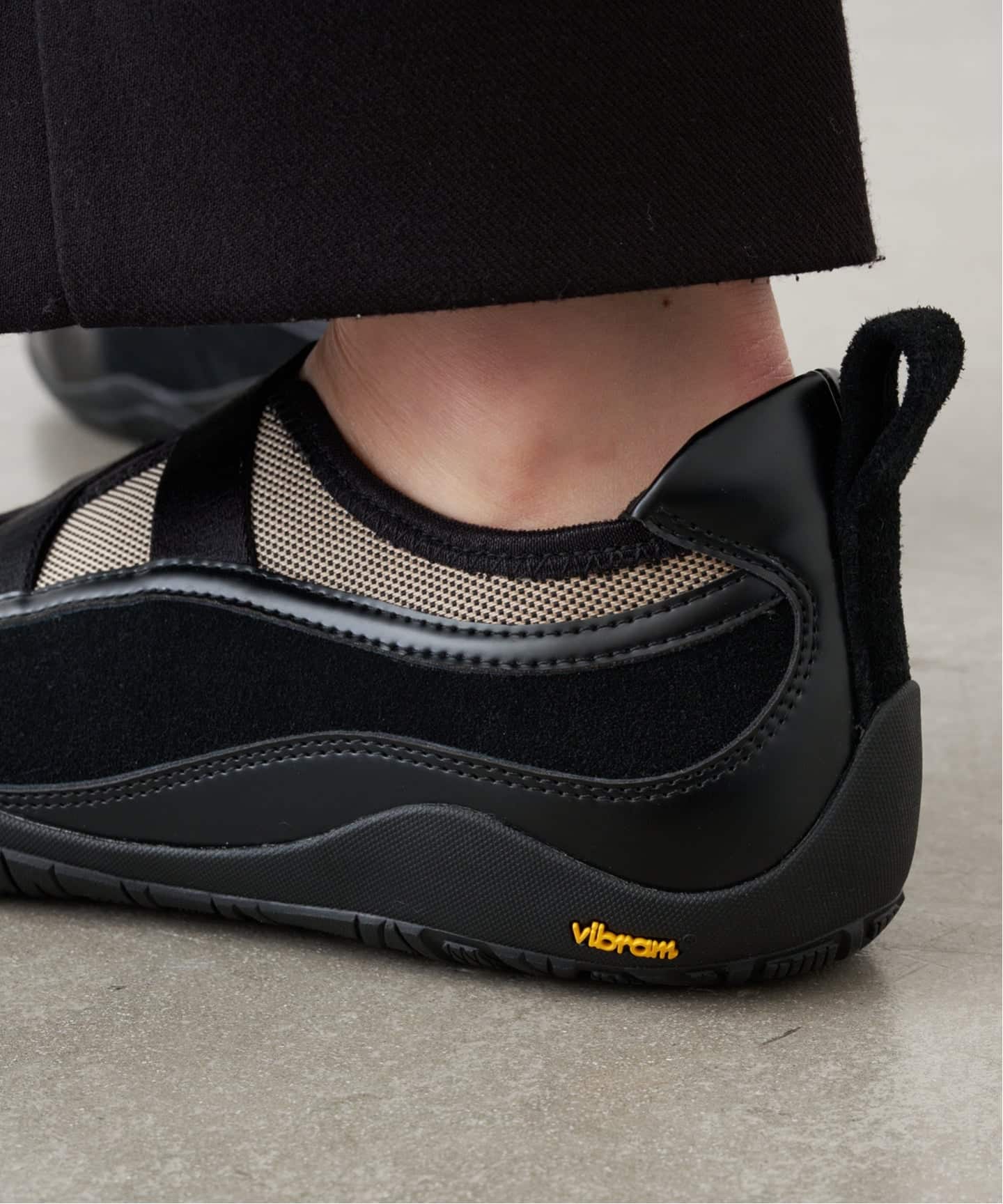 GRISE VIBRAM ダブルストラップバレリーナ（スニーカー）｜LE TALON