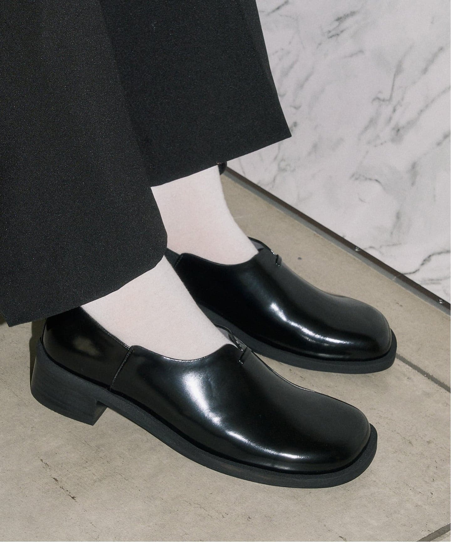 予約》GRISEオブリークマニッシュ（フラットシューズ）｜GRISE