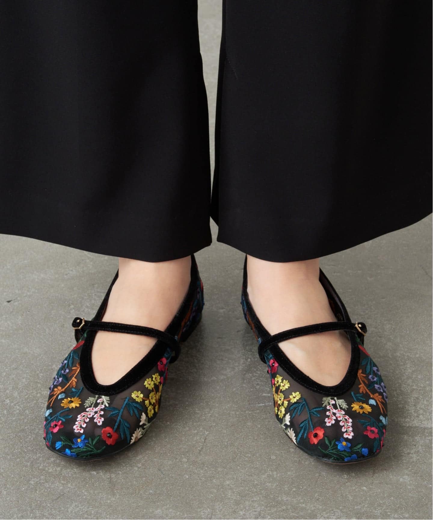 GRISEシアーEMBROIDERY メリージェーン（フラットシューズ）｜LE TALON