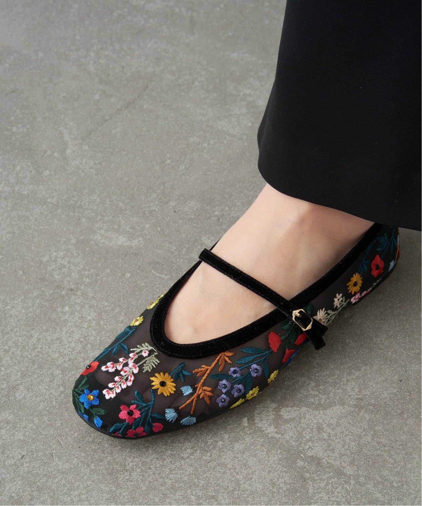 新品 GRISEシアーEMBROIDERY メリージェーン Le Talon GRISEシアーEMBROIDERY メリージェーン（フラットシューズ）｜LE TALON