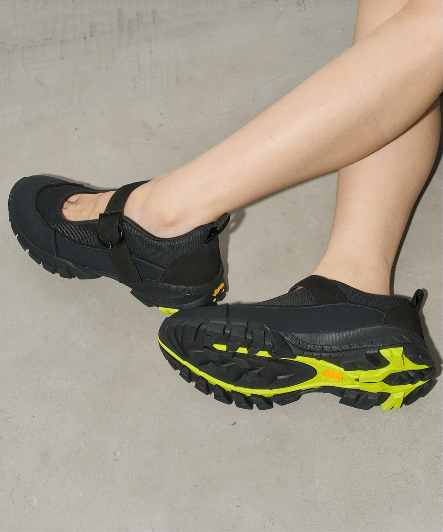 追加予約/WEB+一部店舗限定》GRISE VIBRAM メリージェーンスニーカー