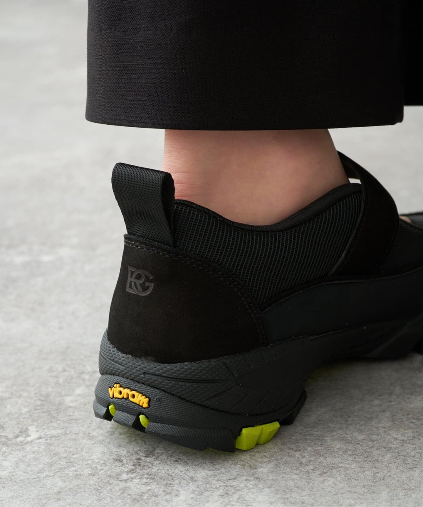 追加予約/WEB+一部店舗限定》GRISE VIBRAM メリージェーンスニーカー