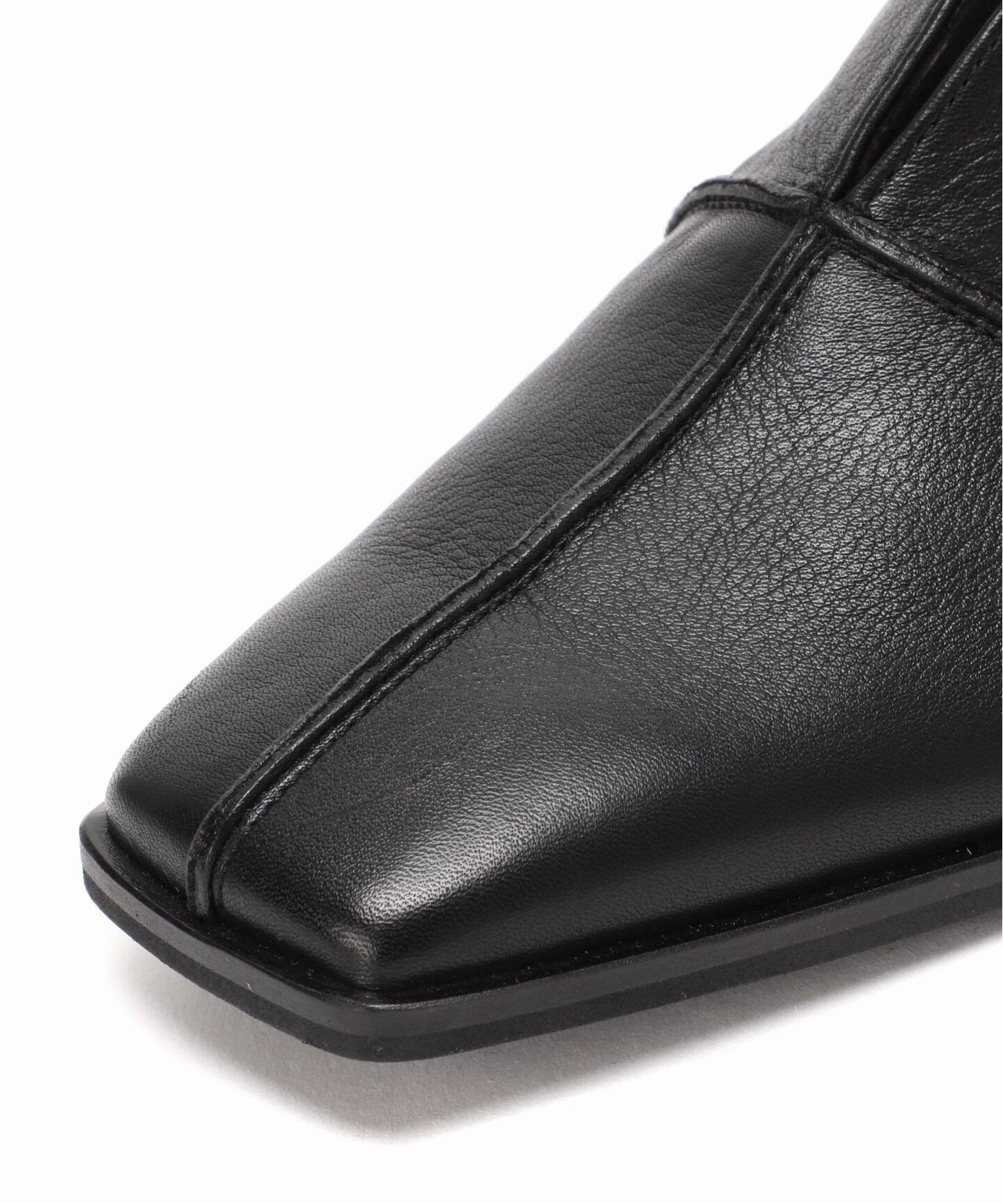 追加》GRISEレザースクエアクロスシームアンクルフラット（フラット