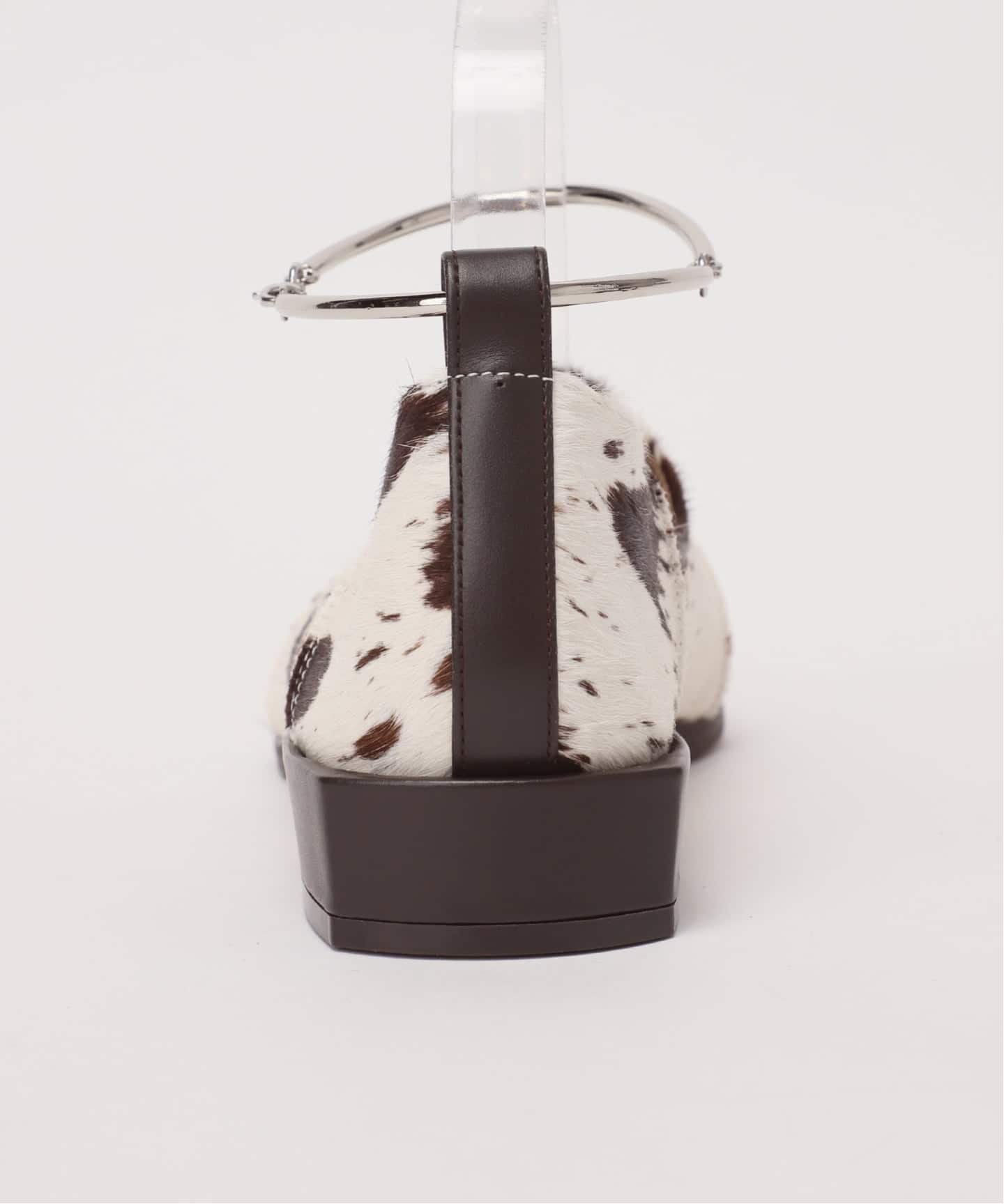 予約》GRISEレザースクエアクロスシームアンクルフラット（フラット