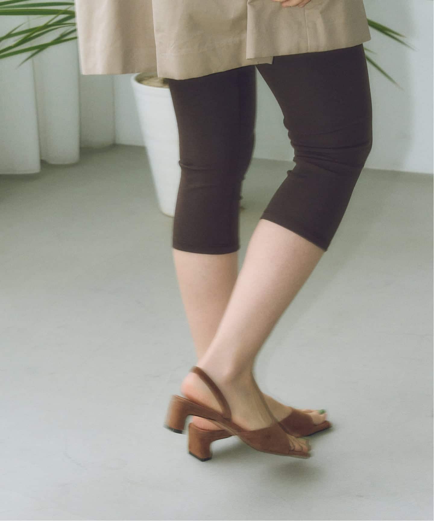 WEB+一部店舗限定》MIDORI UEEDA×GRISE4cmレザースクエアスエード