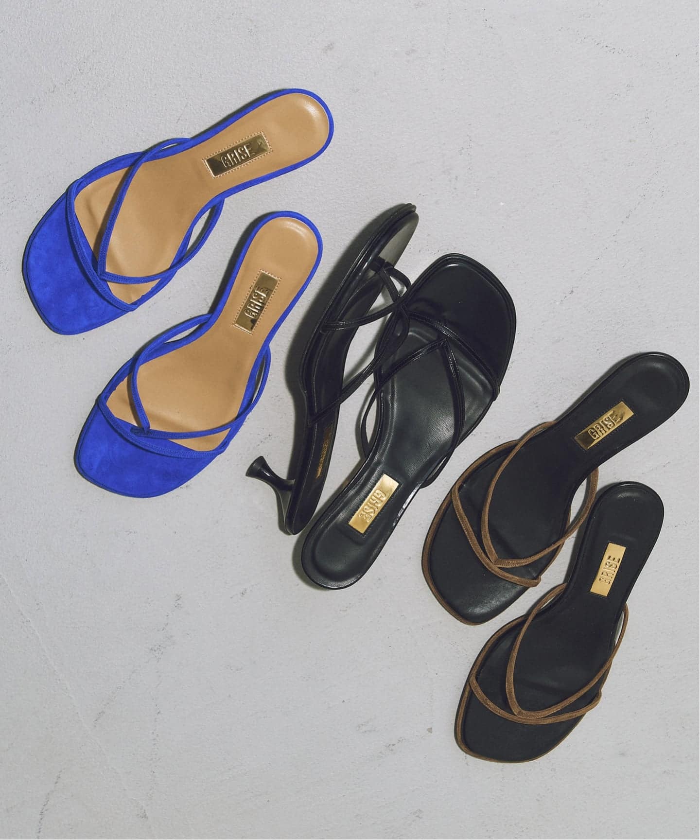 【WEB一部店舗限定 】GRISE4.5cm ポインテッドトゥミュール WEB+一部店舗限定》GRISE4.5cmレザーナロートングミュールサンダル