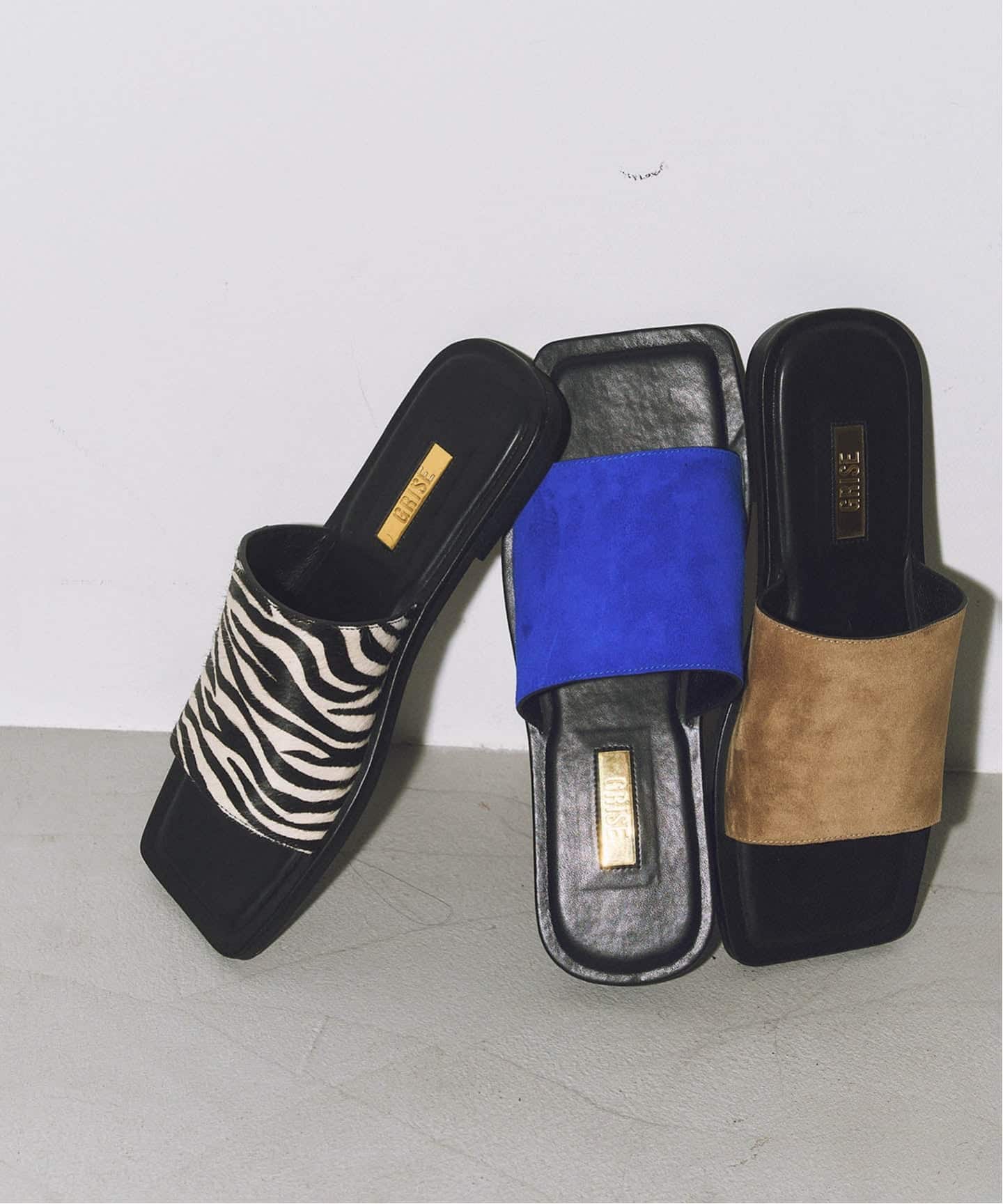 WEB+一部店舗限定》GRISE LEATHER SLIDE サンダル（サンダル）｜LE