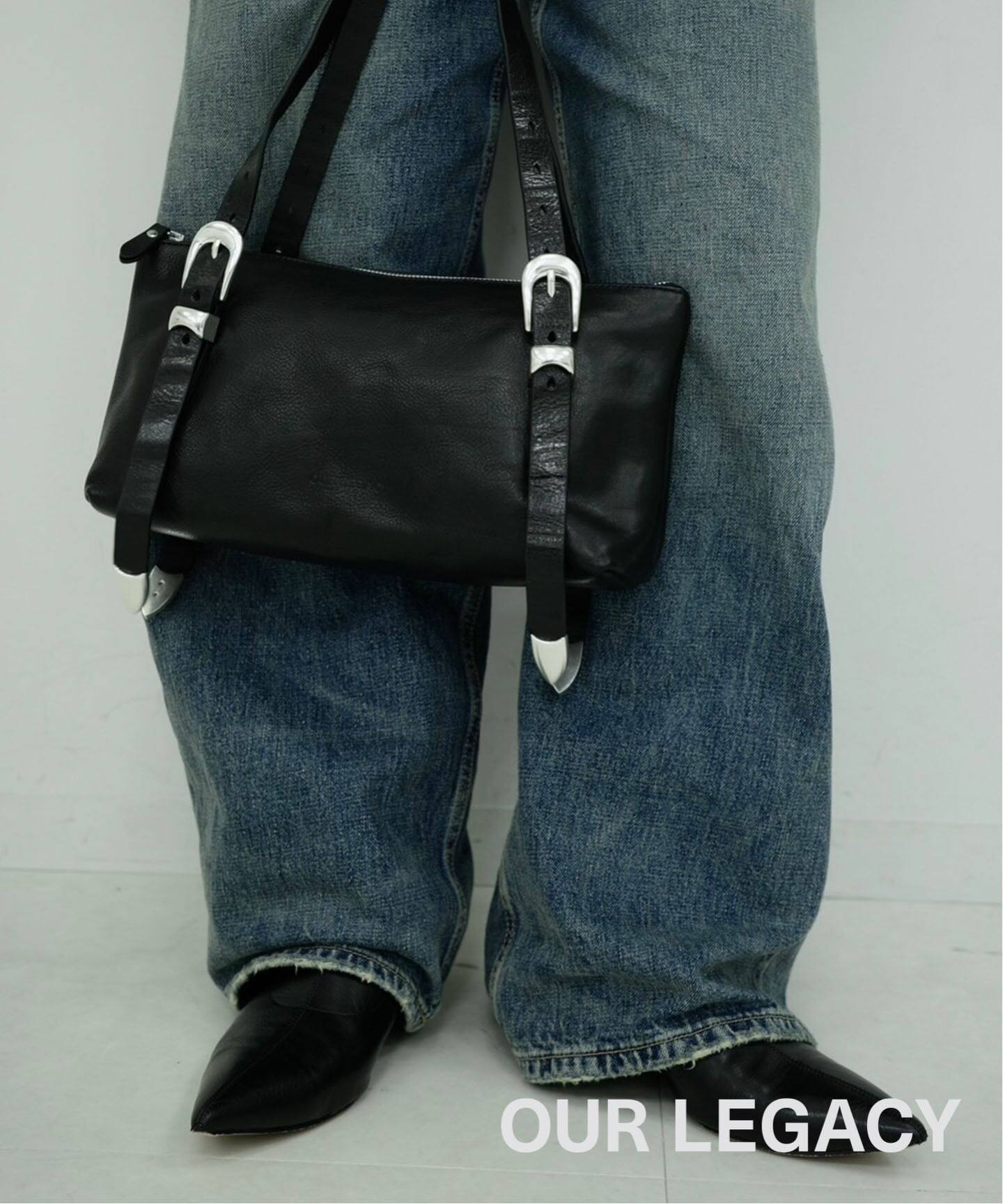 OUR LEGACY 2 CM BELT SHOULDER BAG Tire Black（ショルダーバッグ 