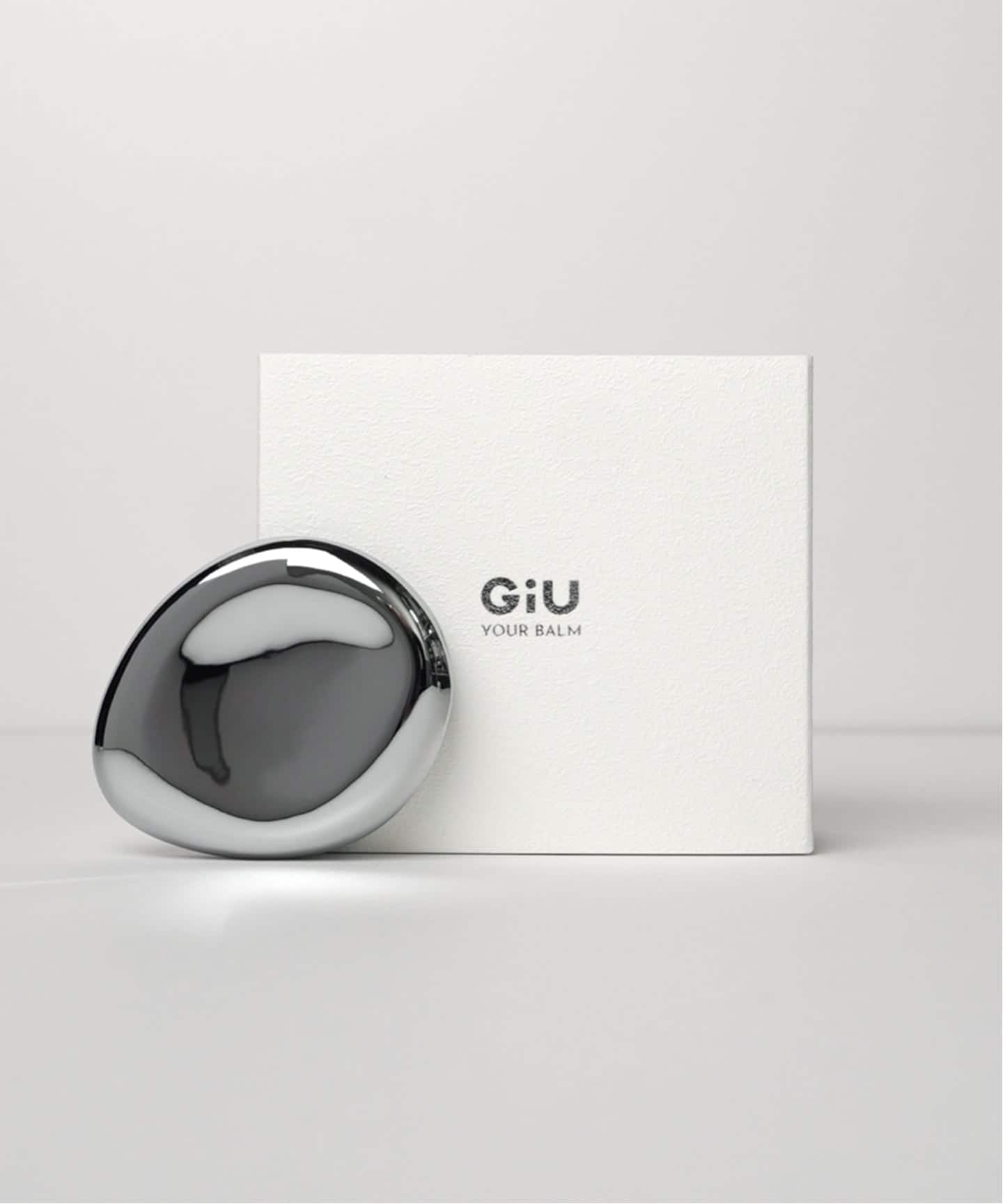 GiU/ギウ】YOUR BALM COMPLETE SET inga（本体＋レフィル＋ストラップ