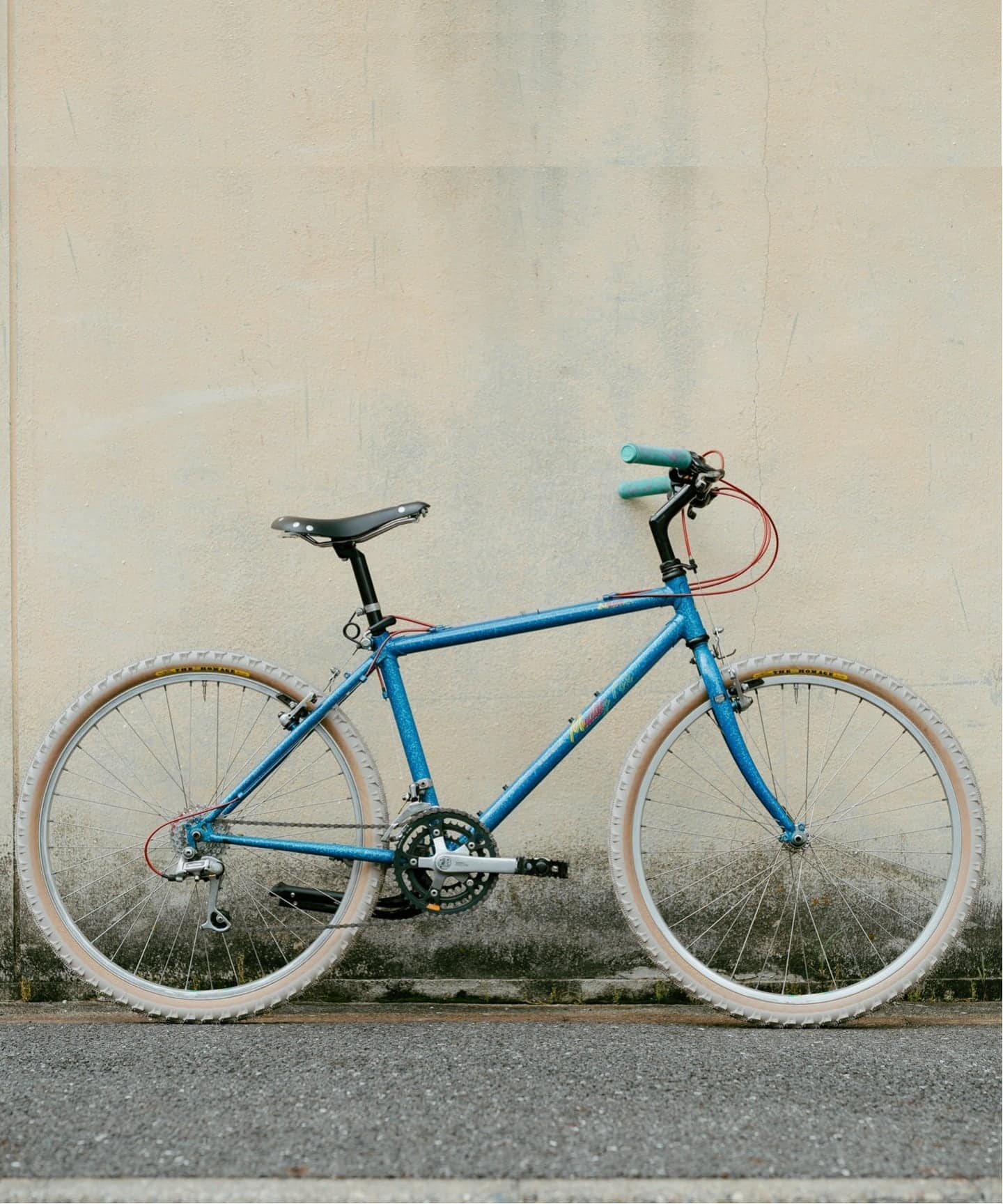 SIMWORKS / シムワークス】The Homage 26：自転車 タイヤ（その他