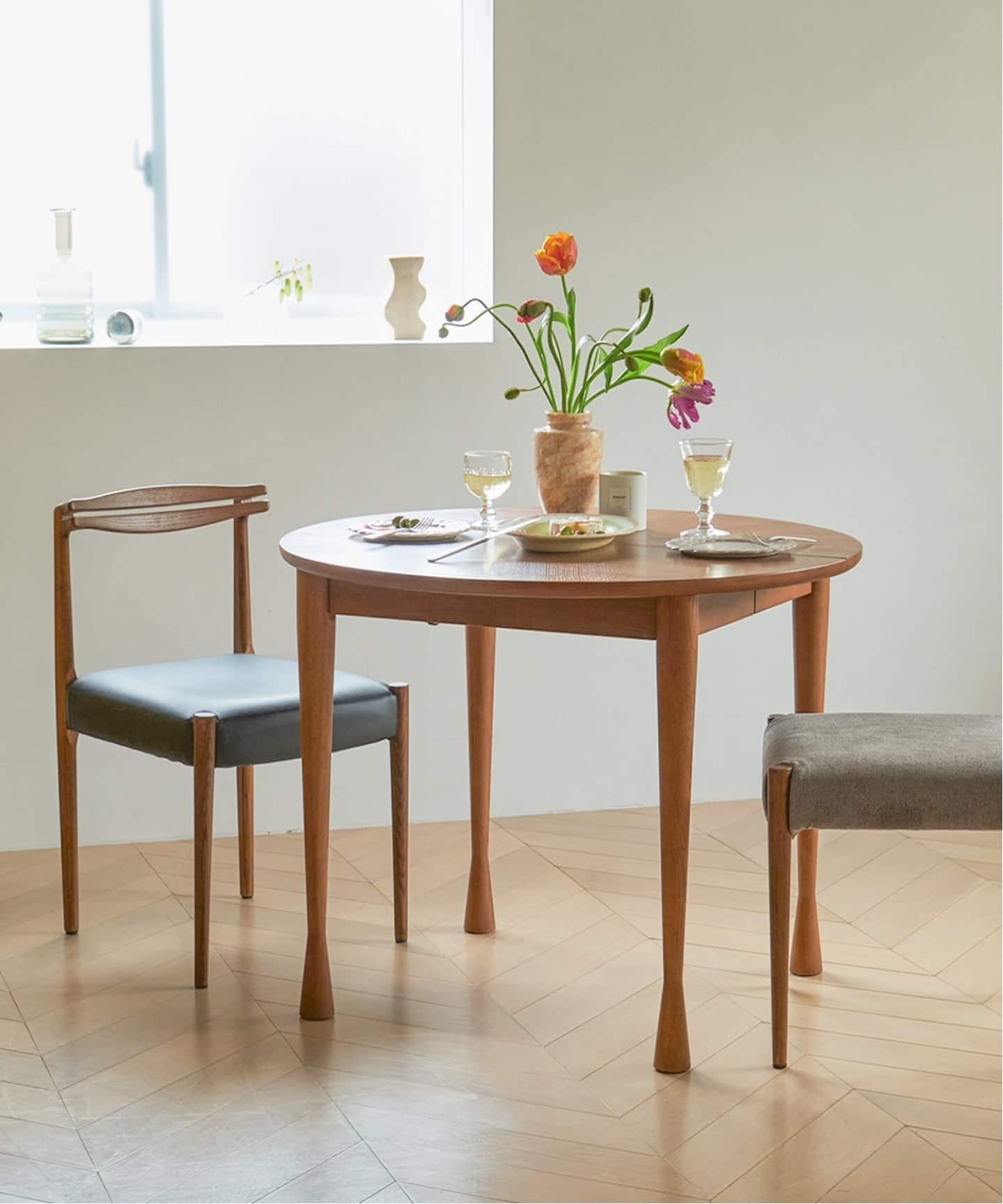 予約》《大型商品》AROS ROUND TABLE brown アロス ラウンド テーブル